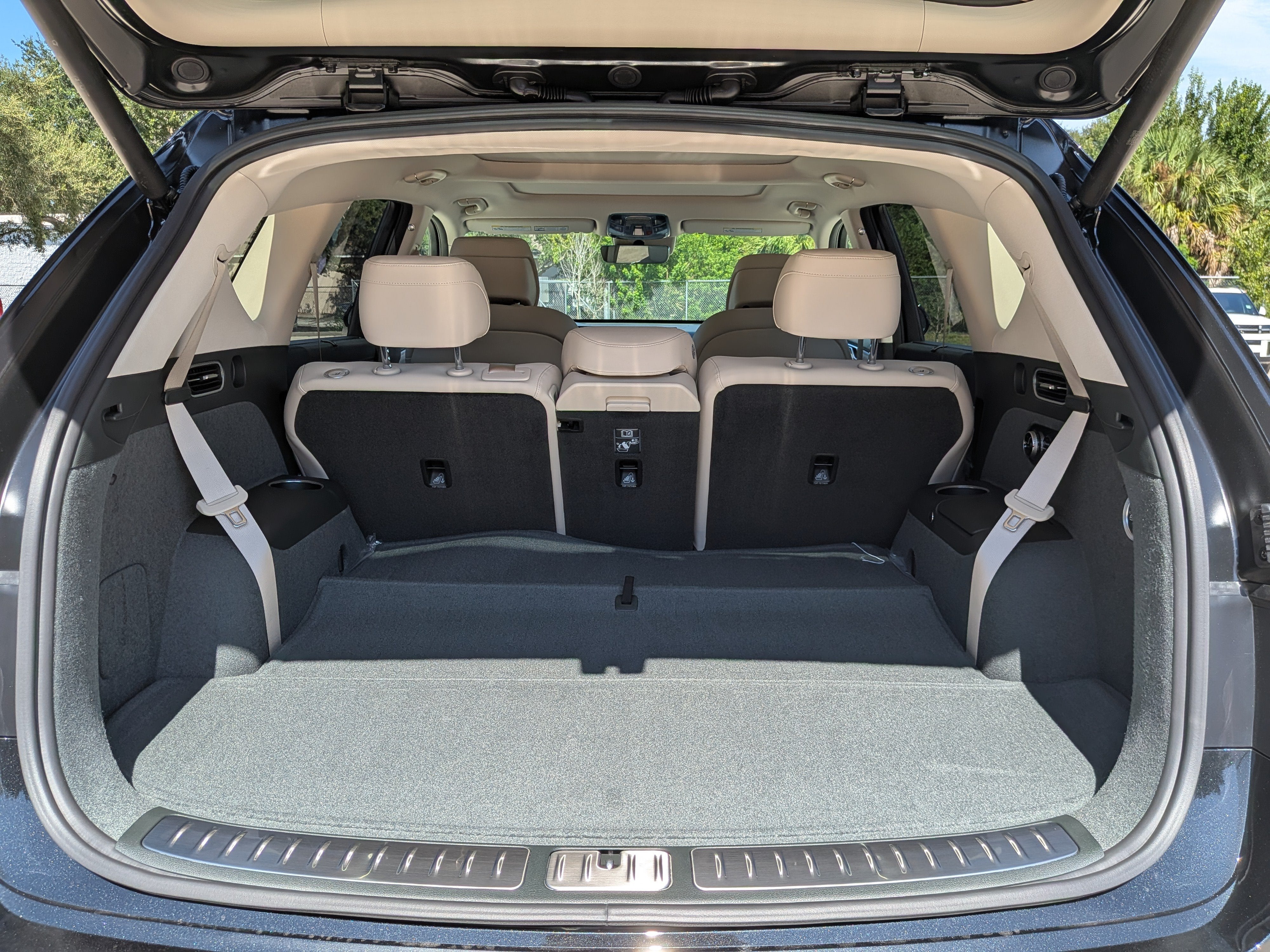 2027 Genesis GV80 2.5T Select