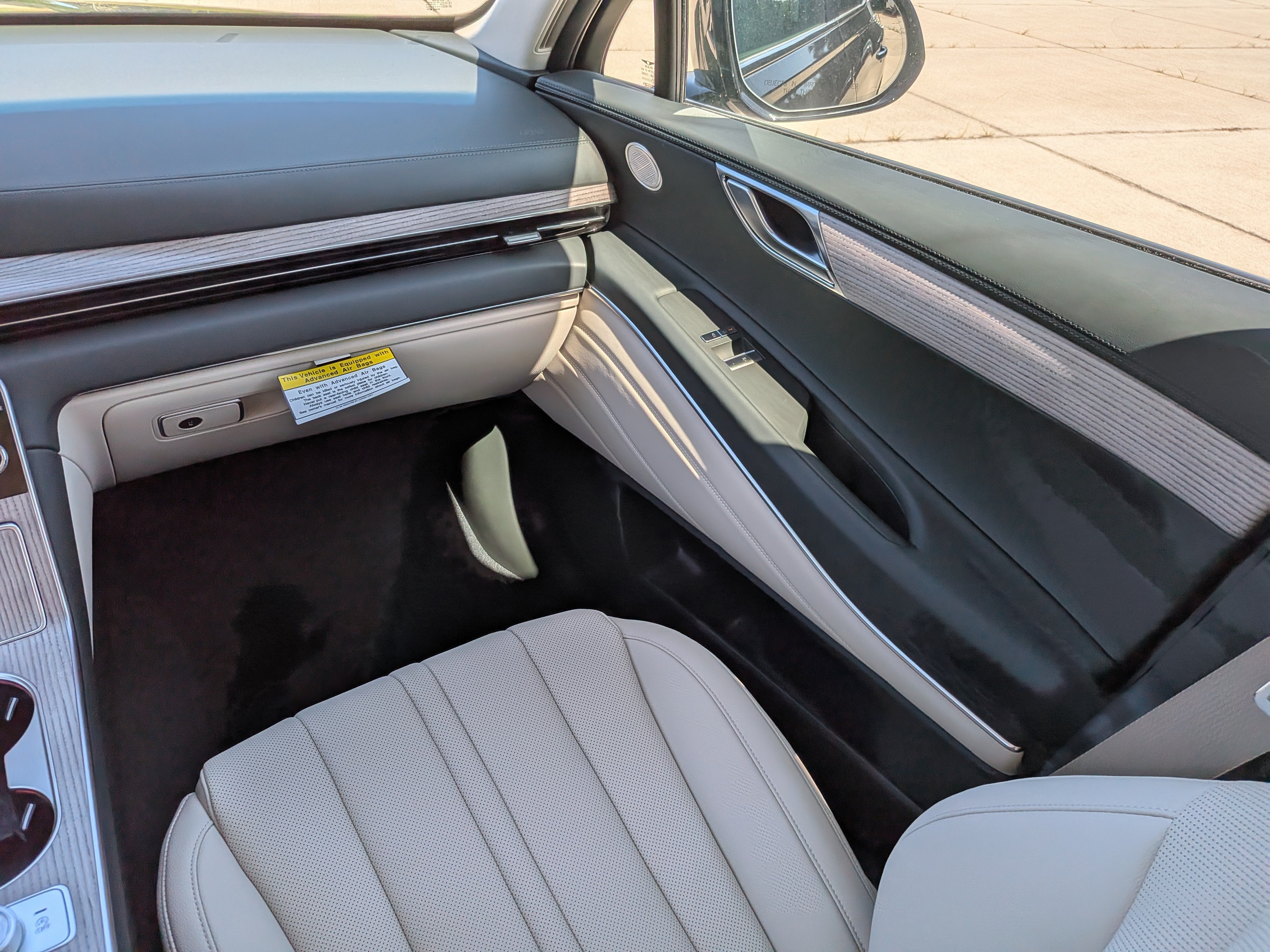 2027 Genesis GV80 2.5T Select