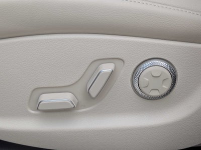 2027 Genesis GV80 2.5T Select