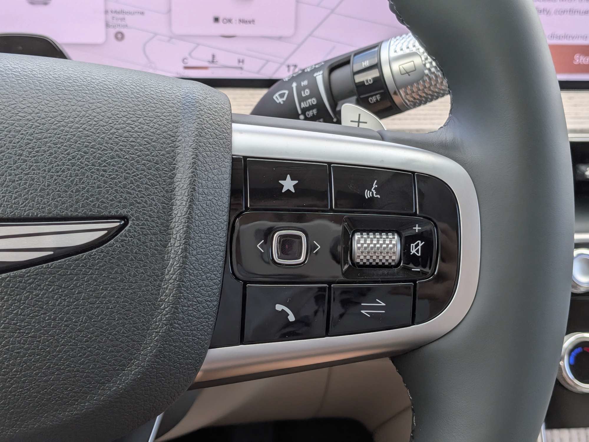 2027 Genesis GV80 2.5T Select