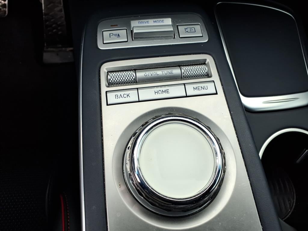 2023 Genesis GV70 2.5T