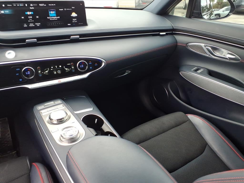 2023 Genesis GV70 2.5T