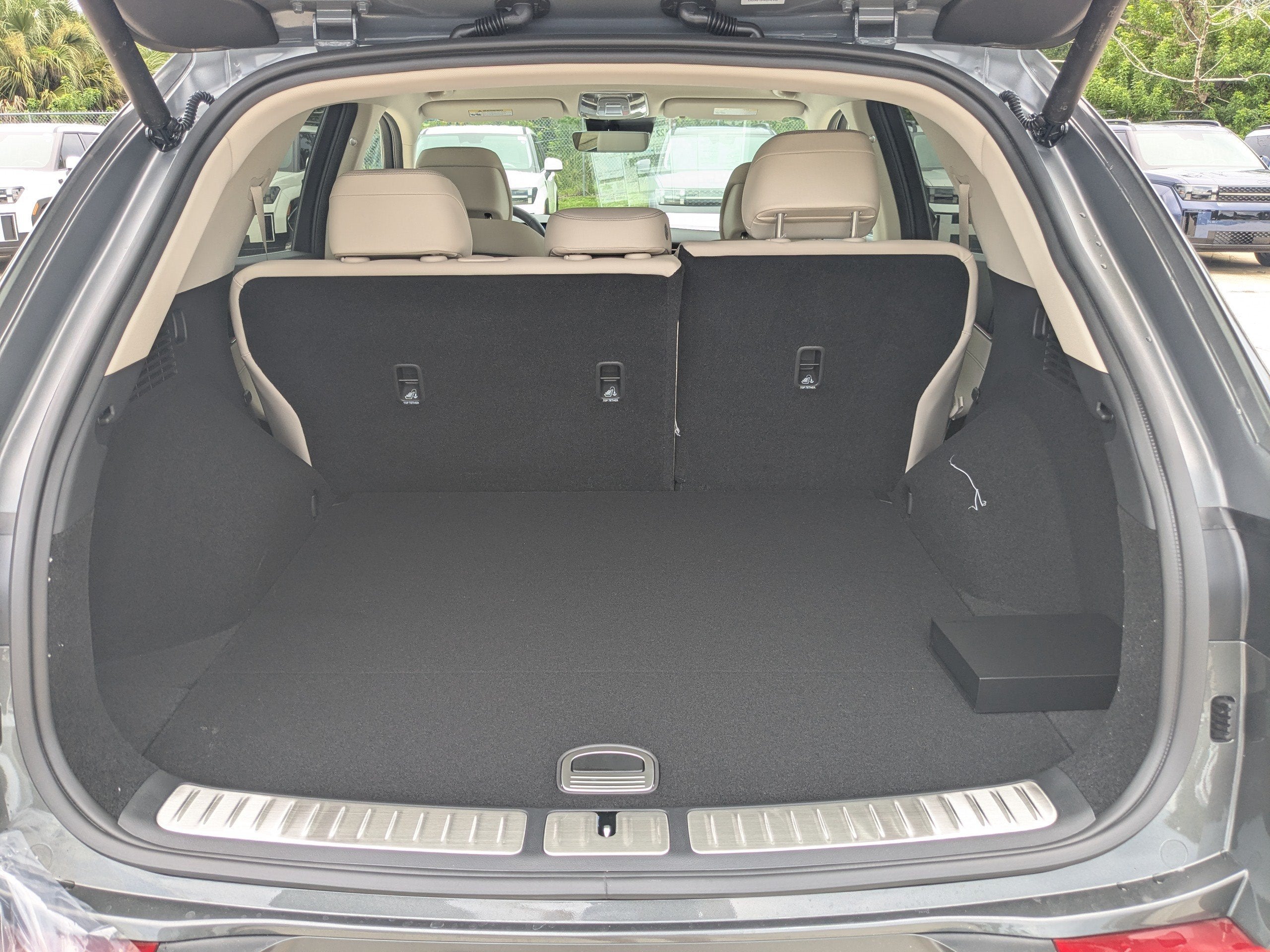2027 Genesis GV70 2.5T