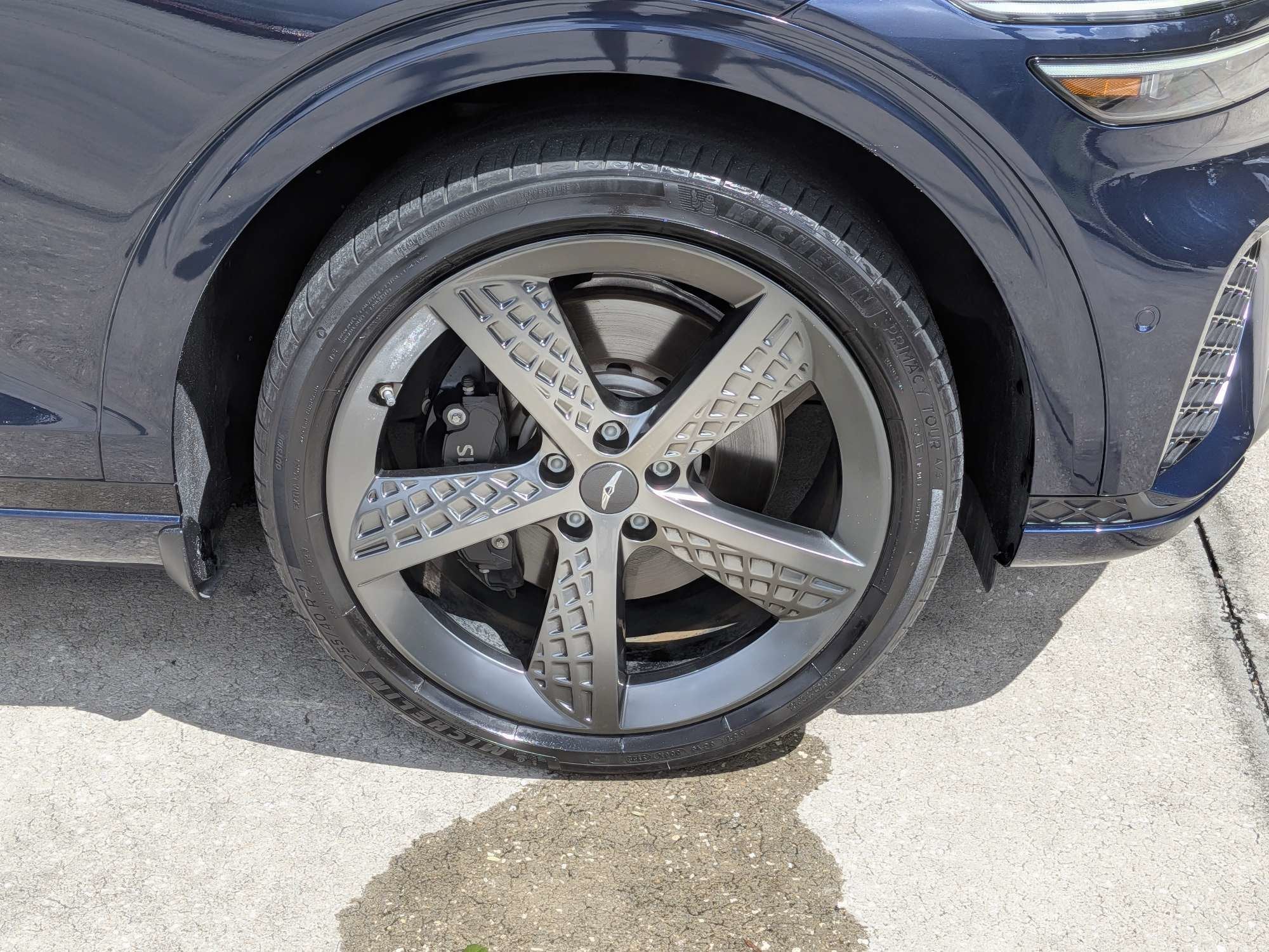 2023 Genesis GV70 2.5T