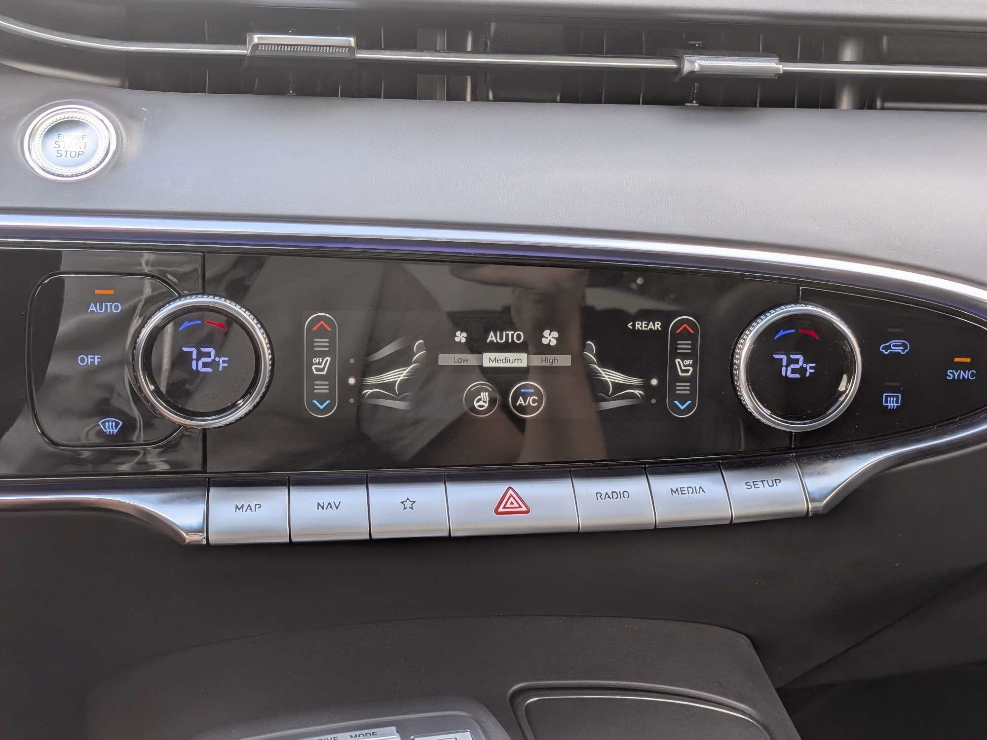 2023 Genesis GV70 2.5T