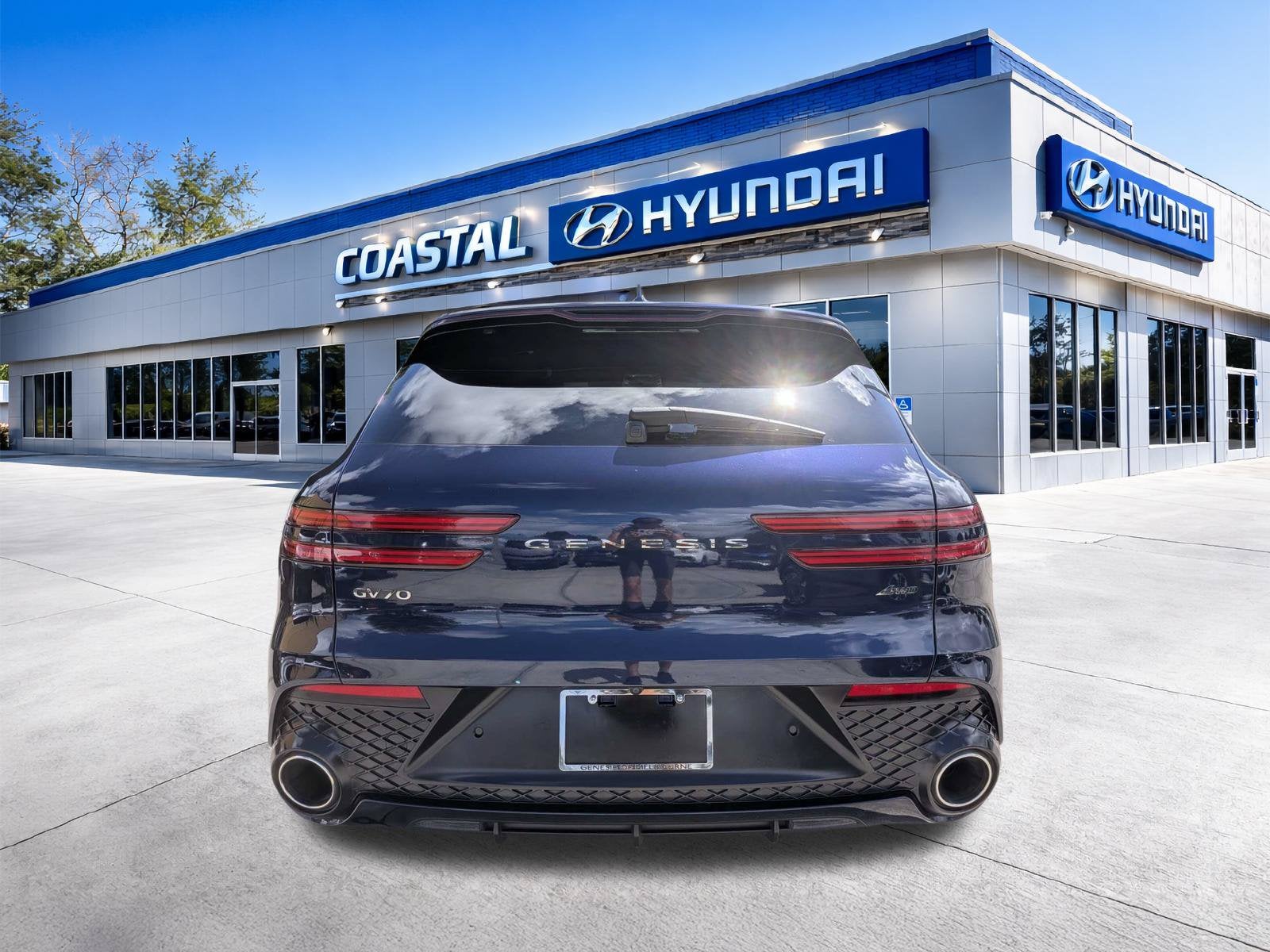 2023 Genesis GV70 2.5T
