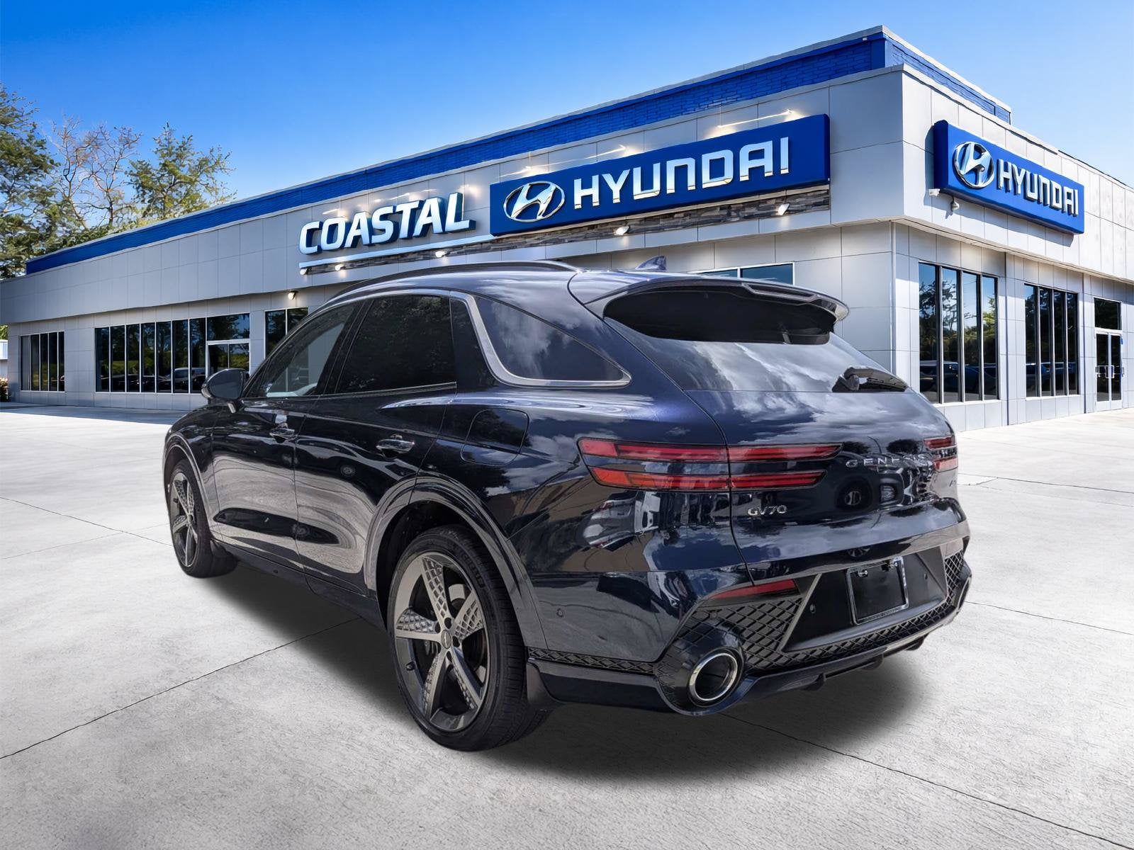 2023 Genesis GV70 2.5T