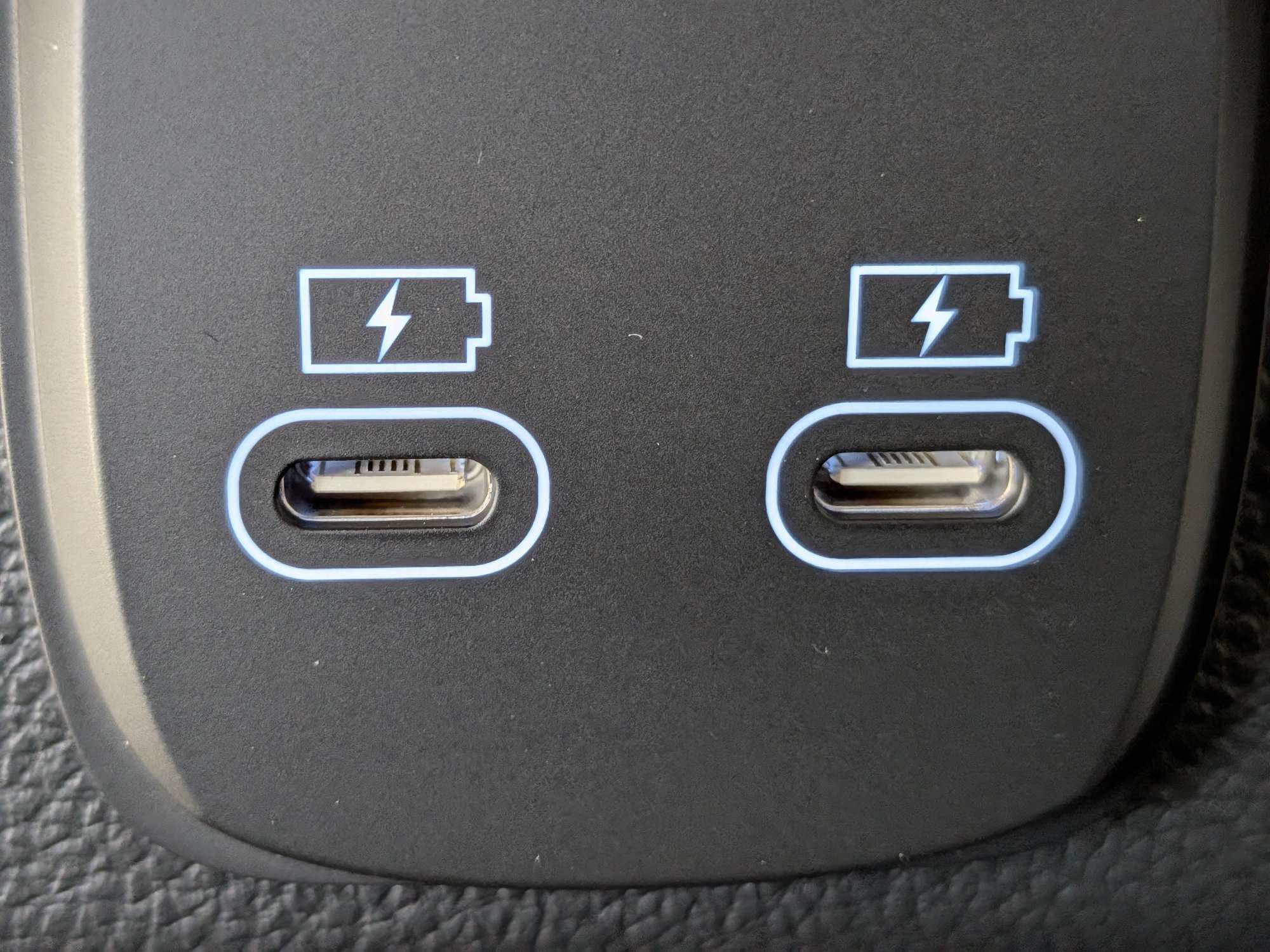 2027 Genesis GV70 2.5T Select