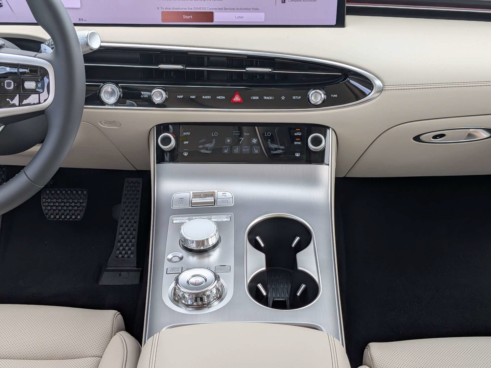 2027 Genesis GV70 2.5T Select