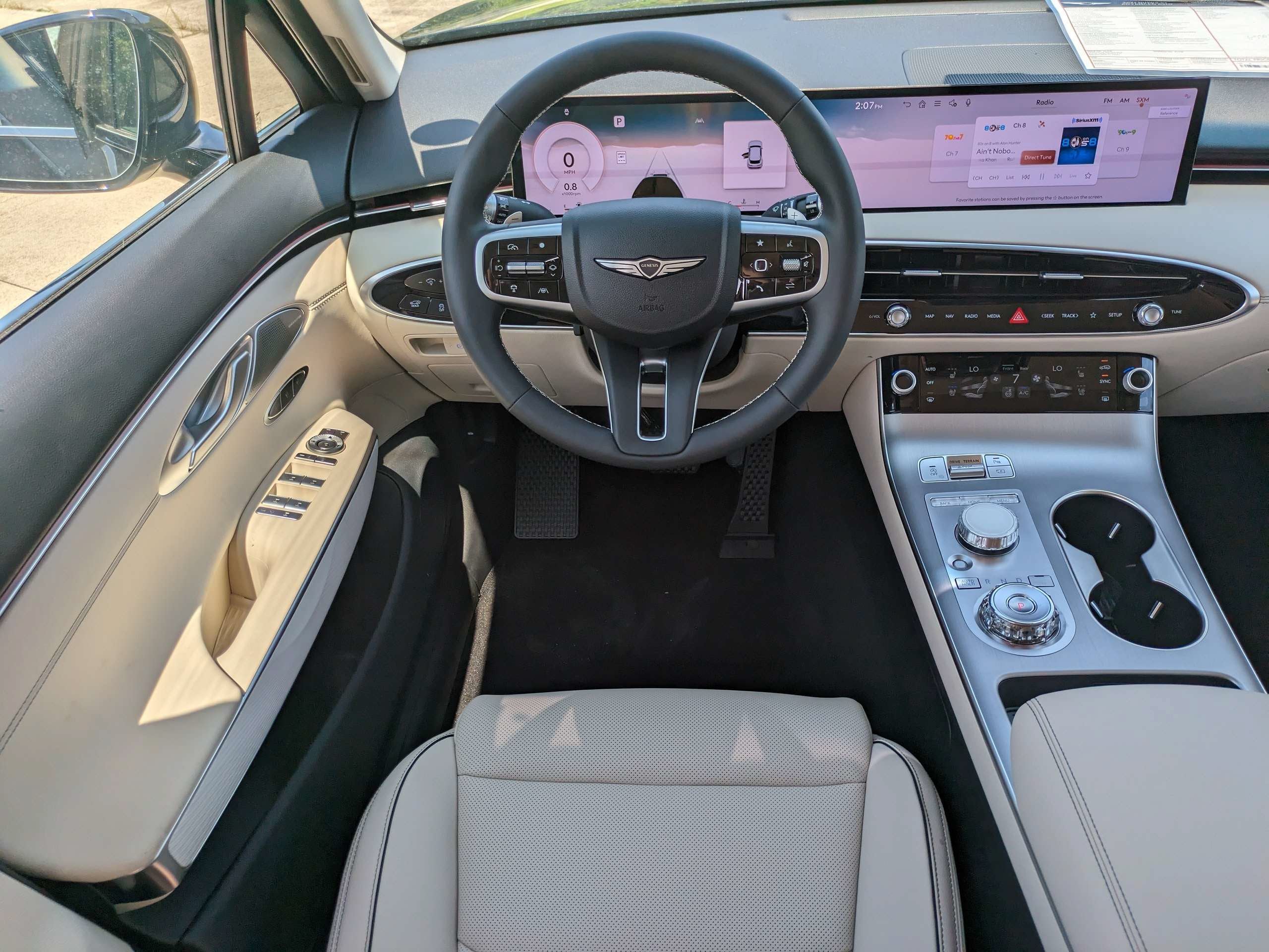 2027 Genesis GV70 2.5T Advanced