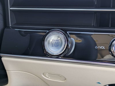 2027 Genesis GV70 2.5T Advanced