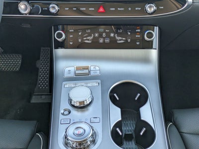 2027 Genesis GV70 2.5T Advanced
