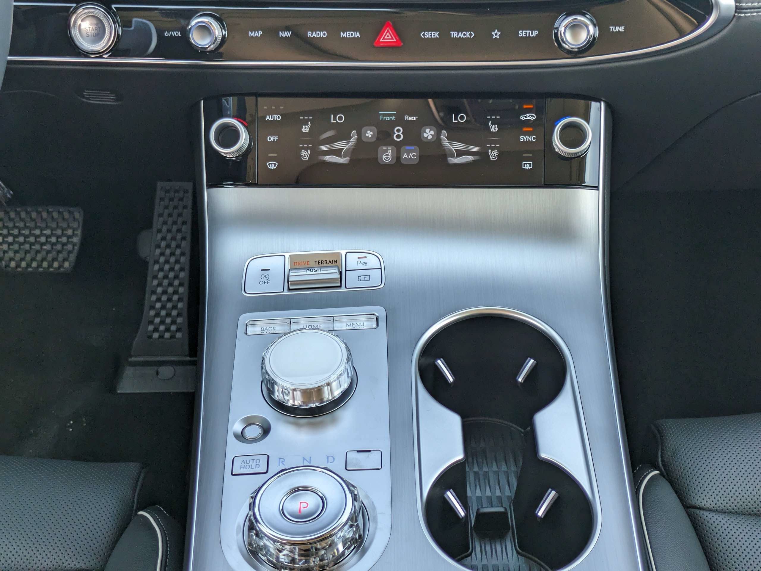 2027 Genesis GV70 2.5T Advanced
