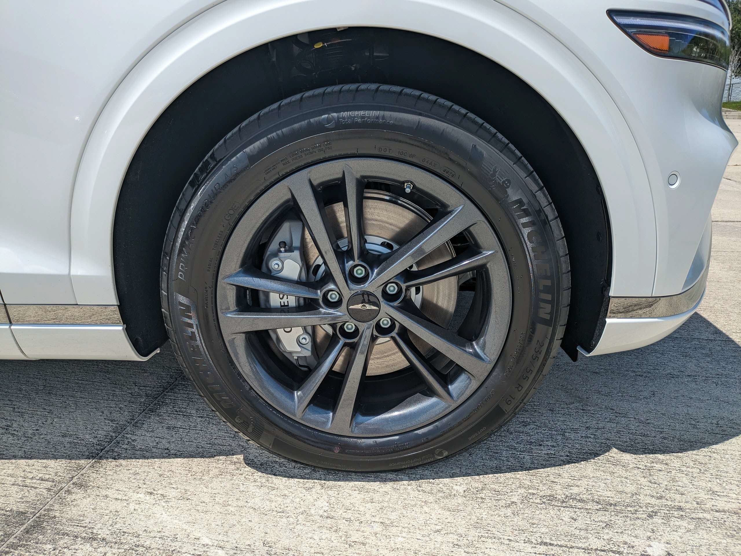 2027 Genesis GV70 2.5T Advanced