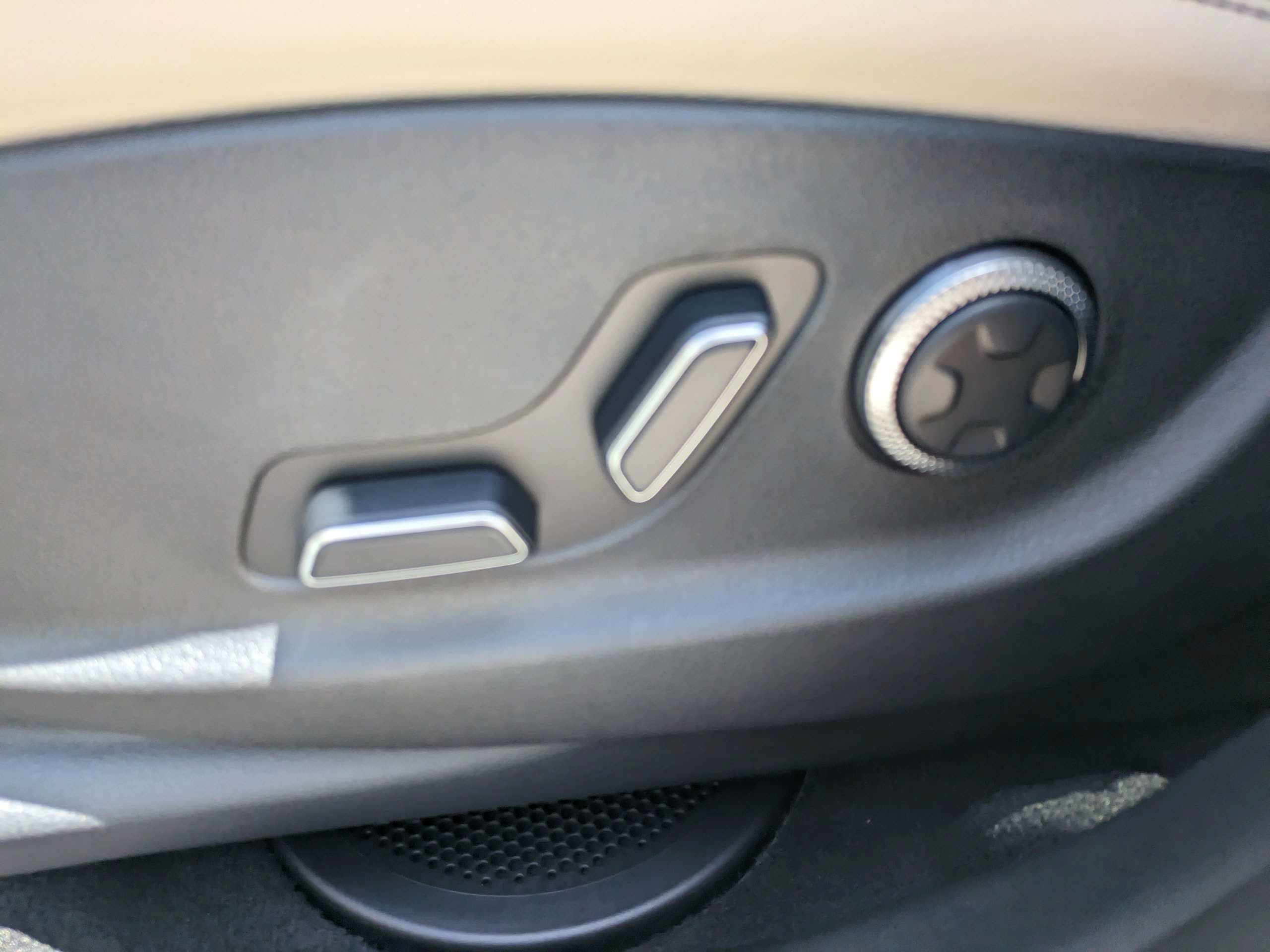 2027 Genesis GV70 2.5T Advanced