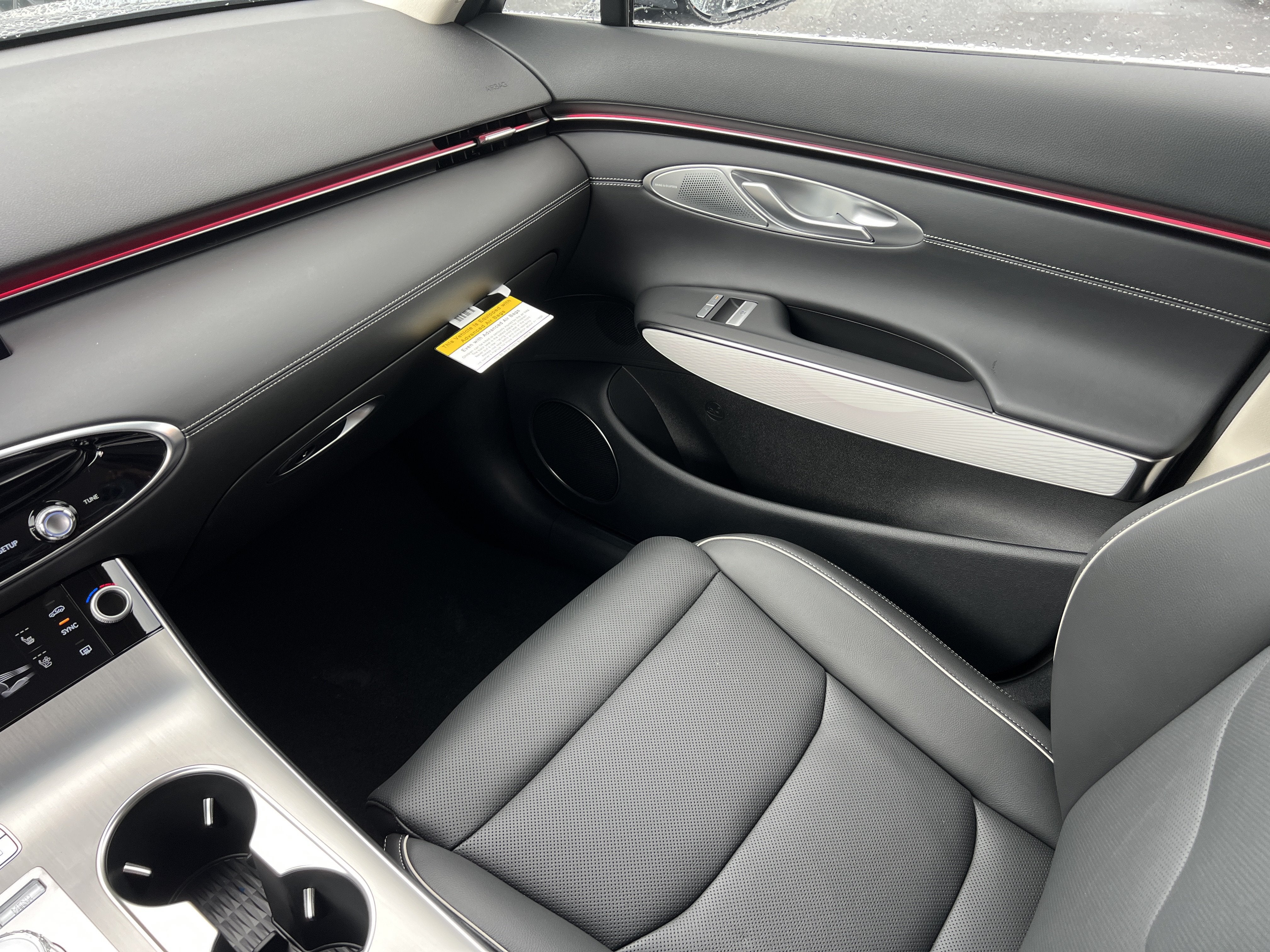 2027 Genesis GV70 2.5T Advanced
