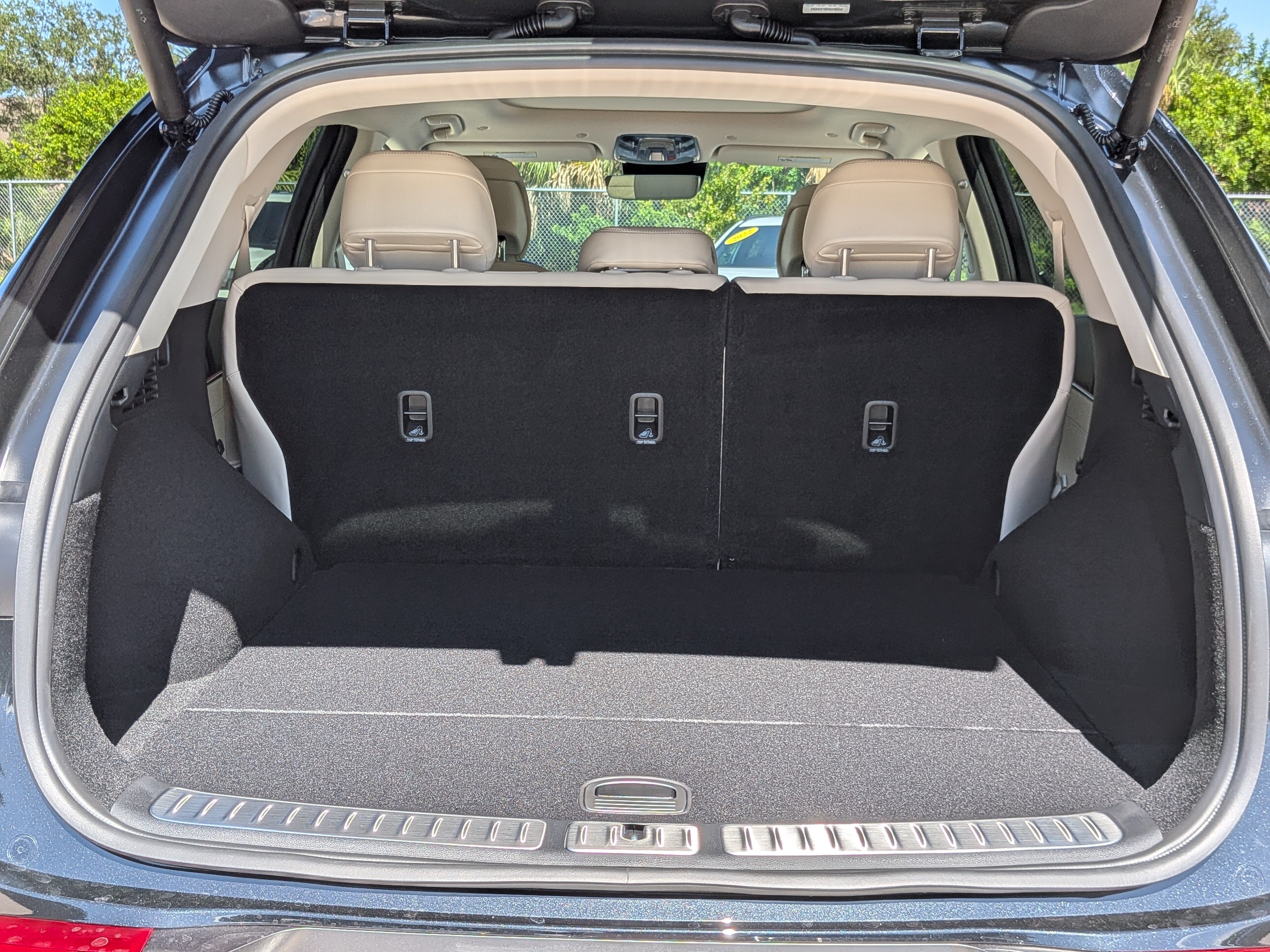 2027 Genesis GV70 2.5T Advanced