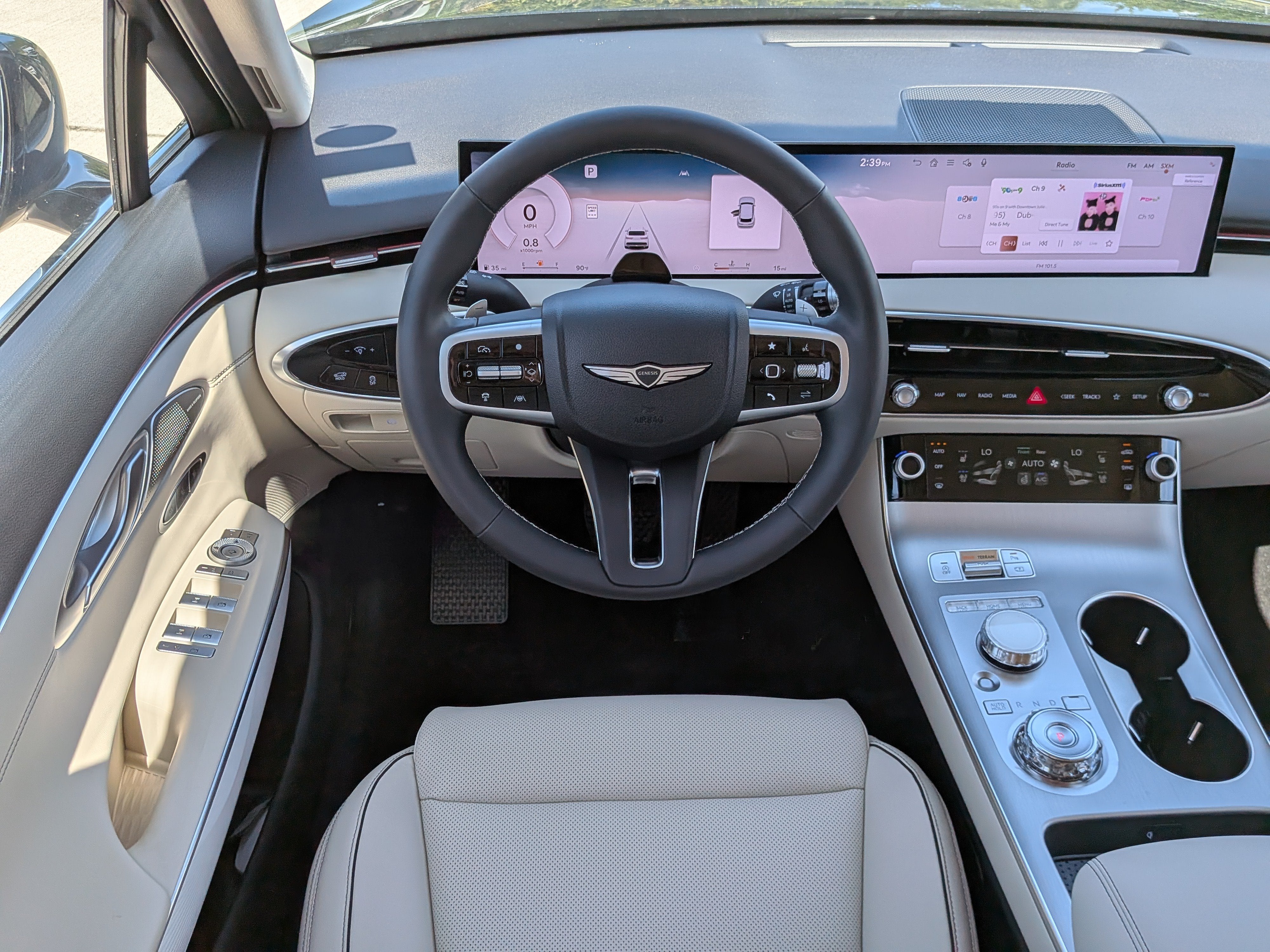 2027 Genesis GV70 2.5T Advanced