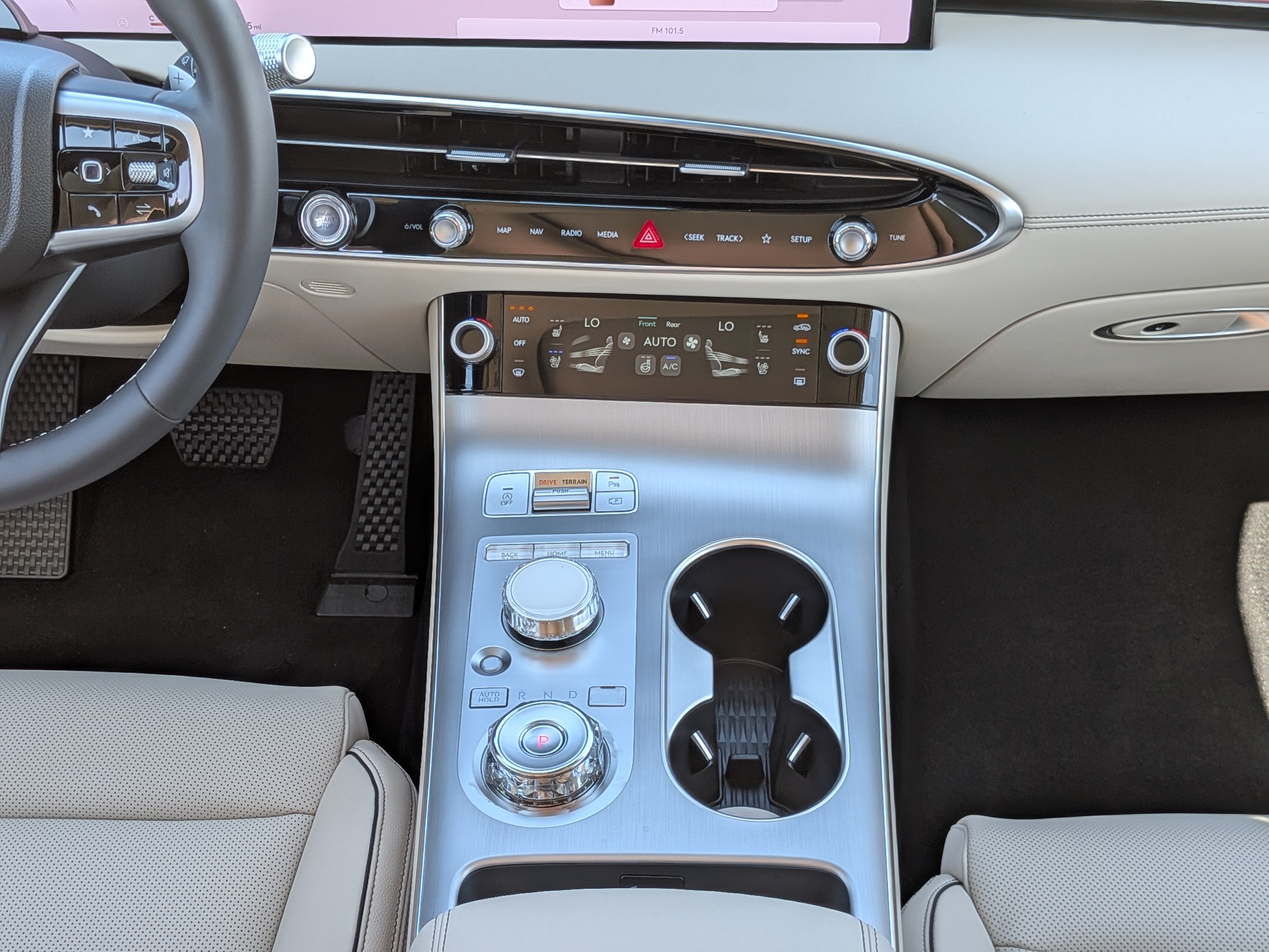 2027 Genesis GV70 2.5T Advanced