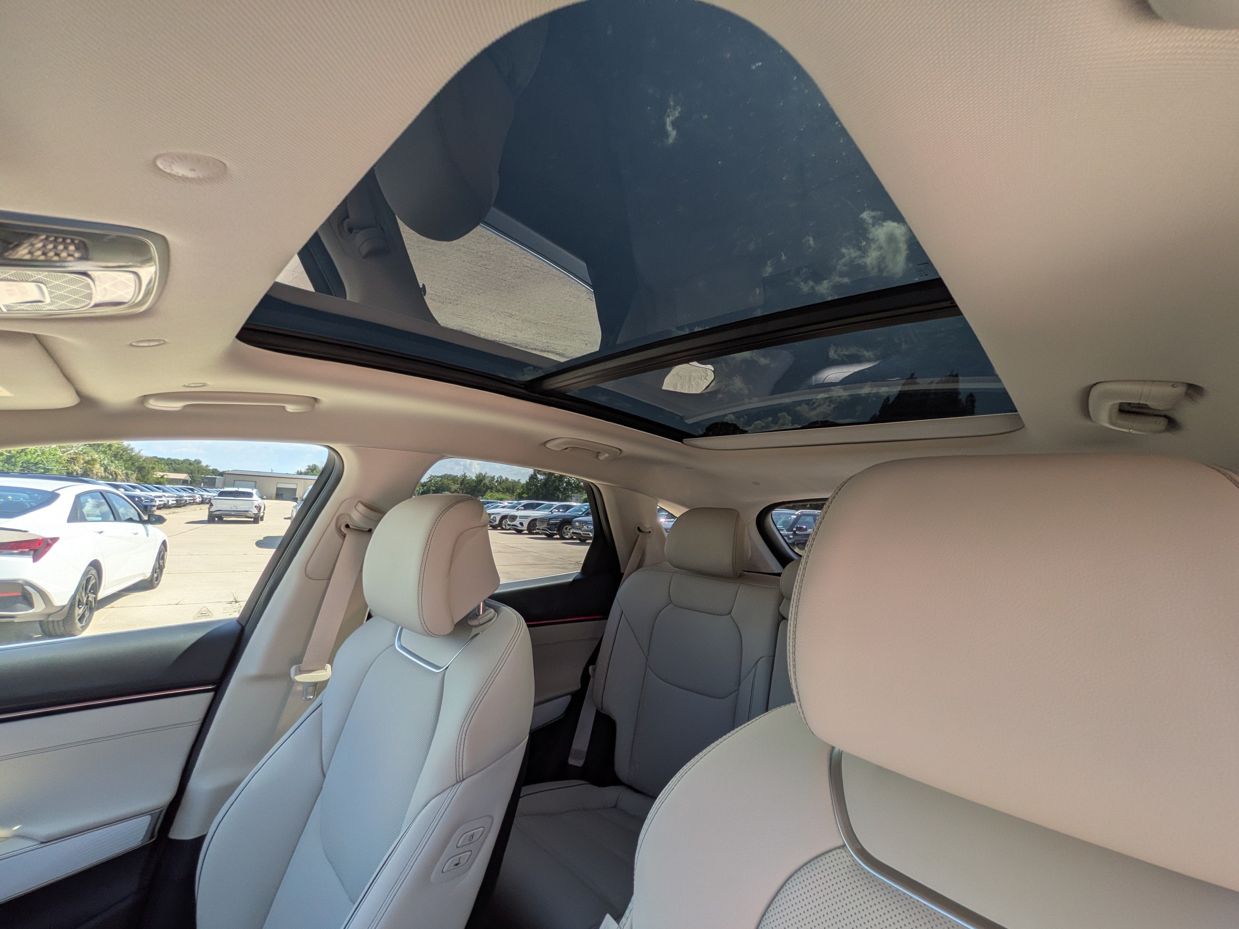 2027 Genesis GV70 2.5T Advanced