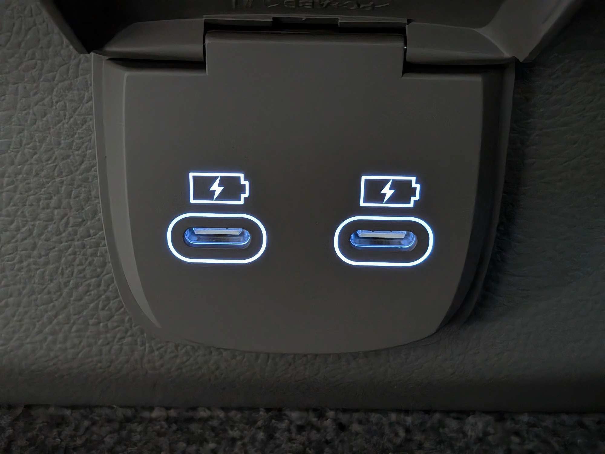 2027 Genesis GV70 2.5T Advanced