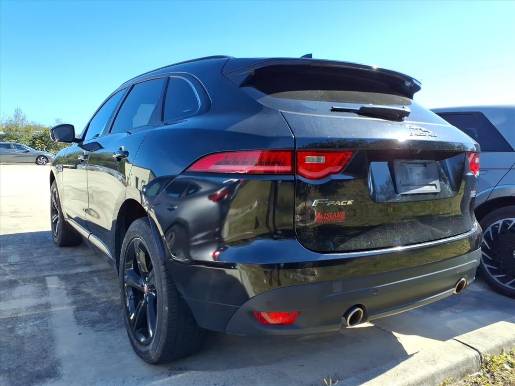 2017 Jaguar F-PACE 35t R-Sport