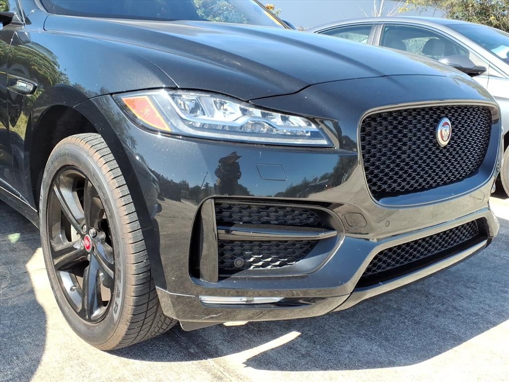 2017 Jaguar F-PACE 35t R-Sport