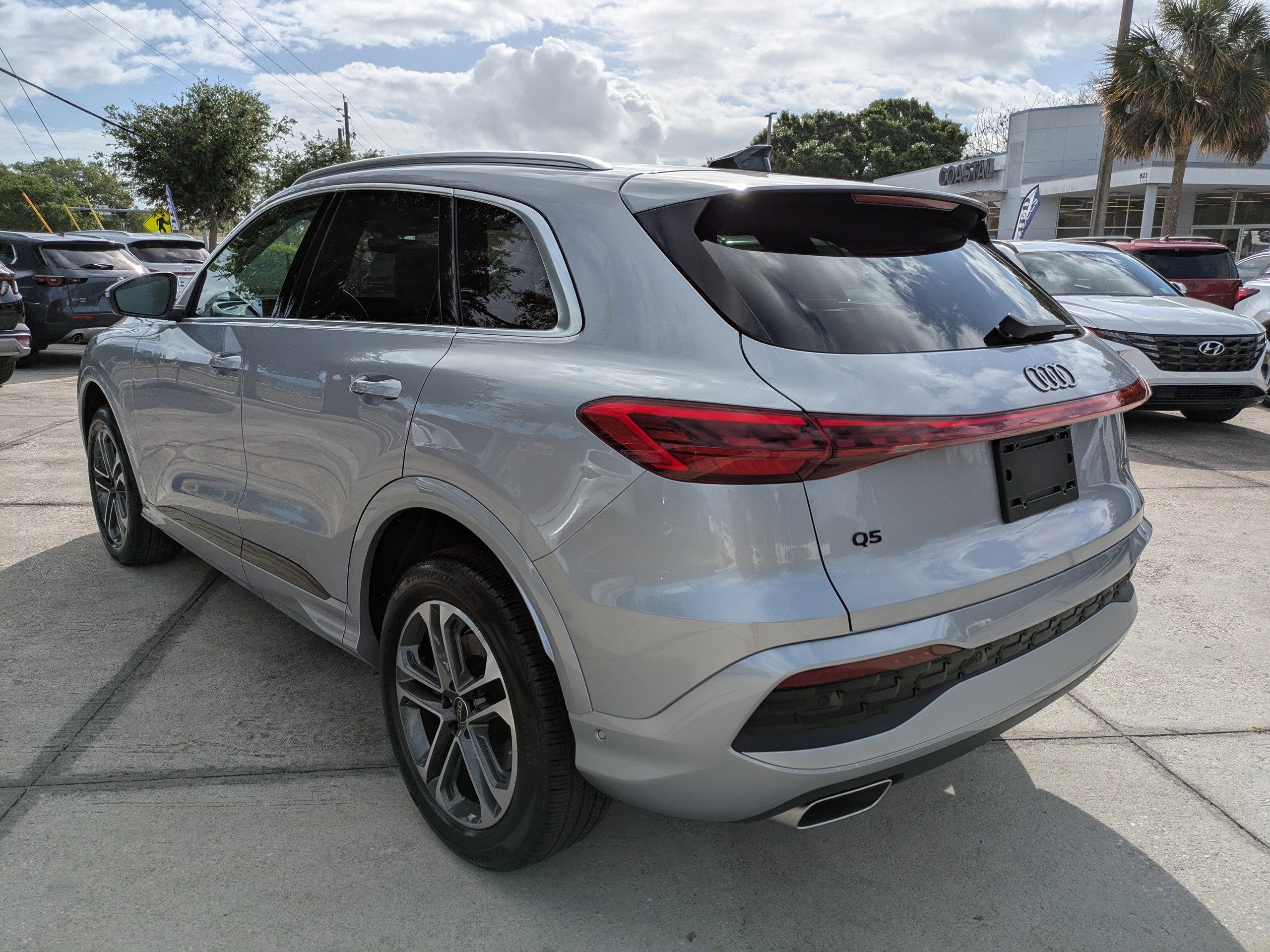 2025 Audi Q5 Premium