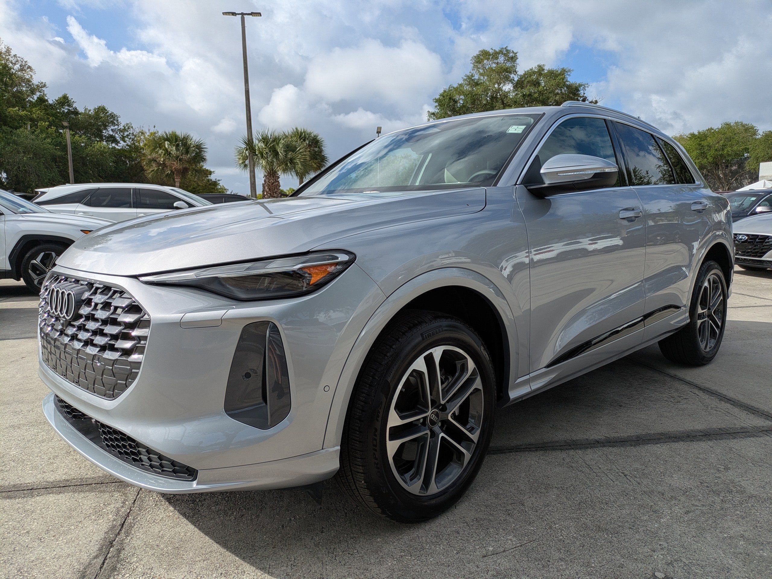 2025 Audi Q5 Premium