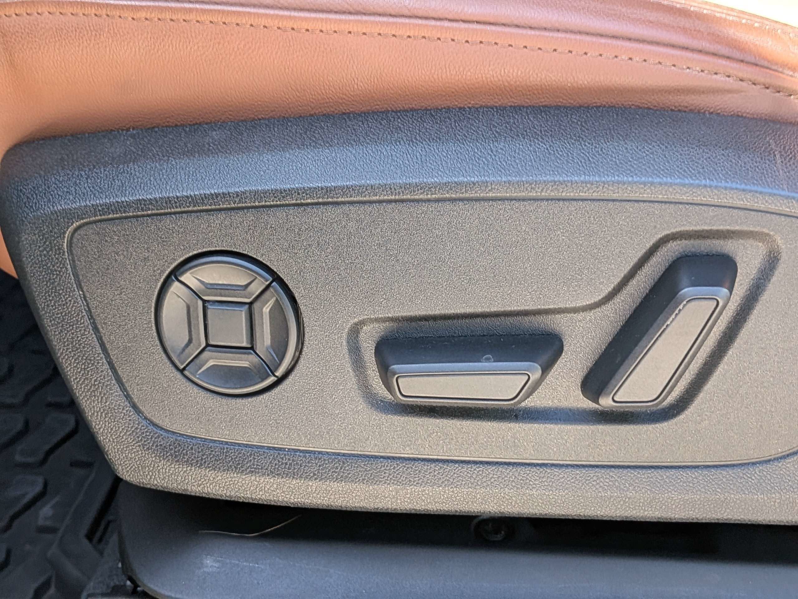 2022 Audi Q3 Premium
