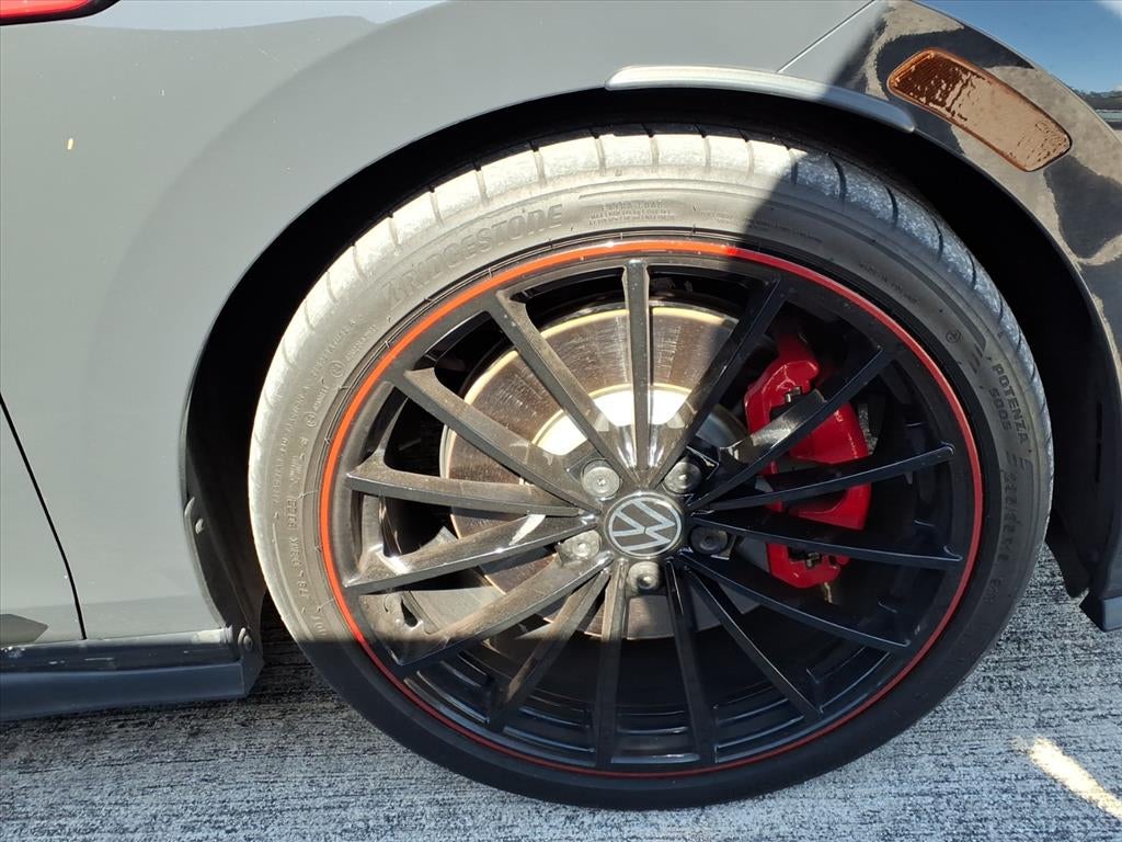 2023 Volkswagen Golf GTI 2.0T 40th Anniversary Edition