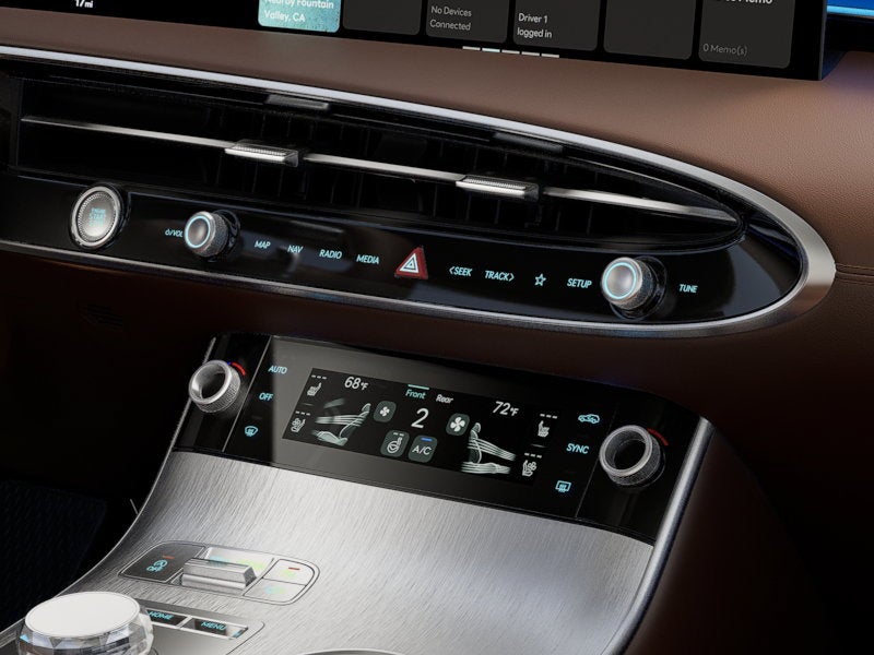 2027 Genesis GV70 Base