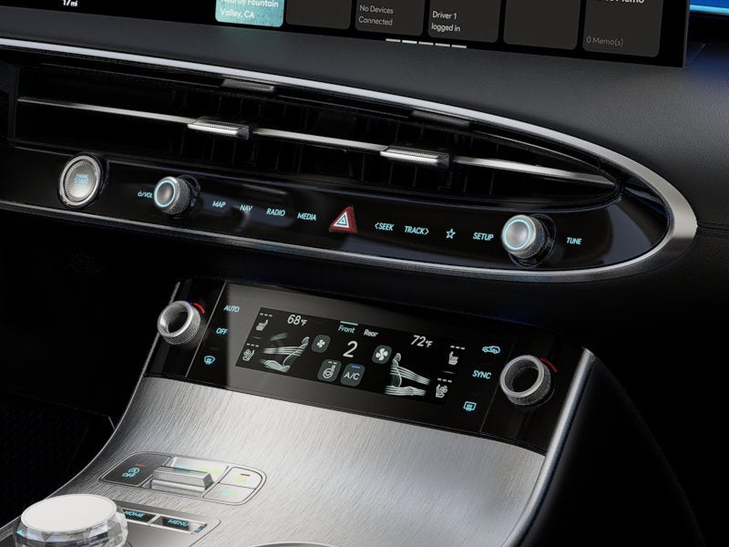 2027 Genesis GV70 Base