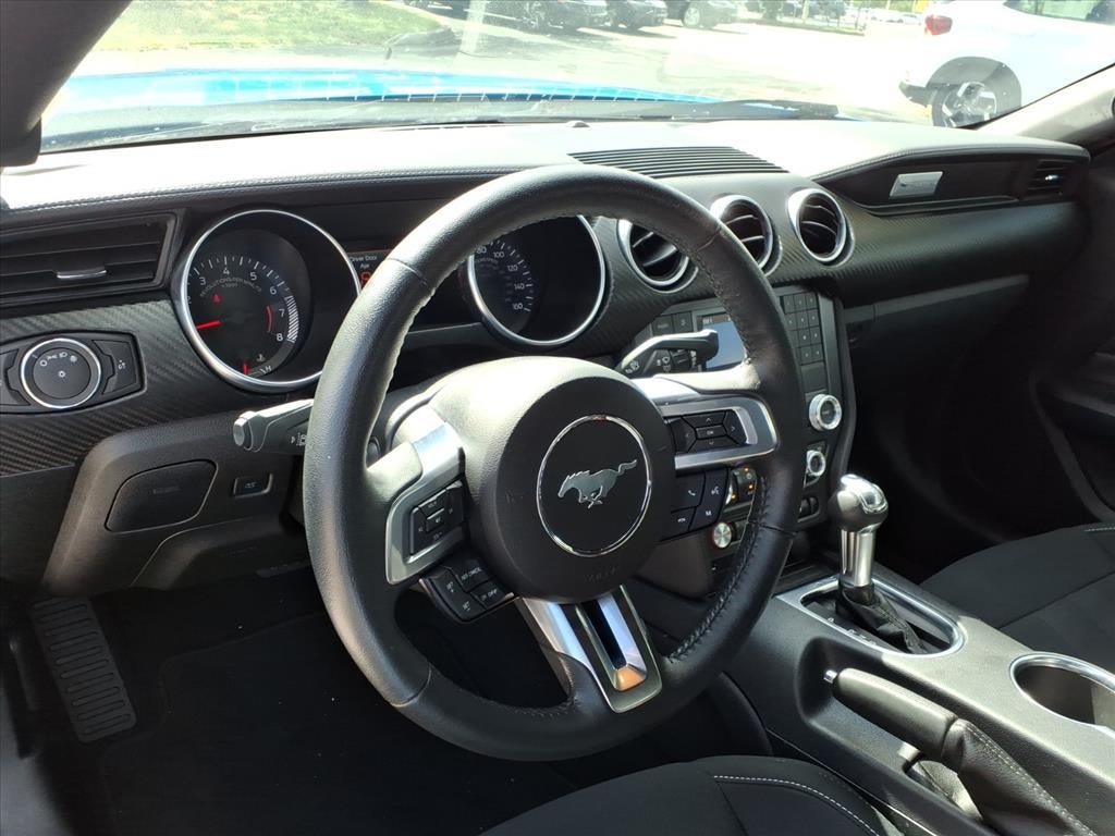 2022 Ford Mustang EcoBoost