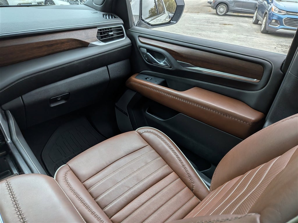 2024 GMC Yukon XL Denali Ultimate