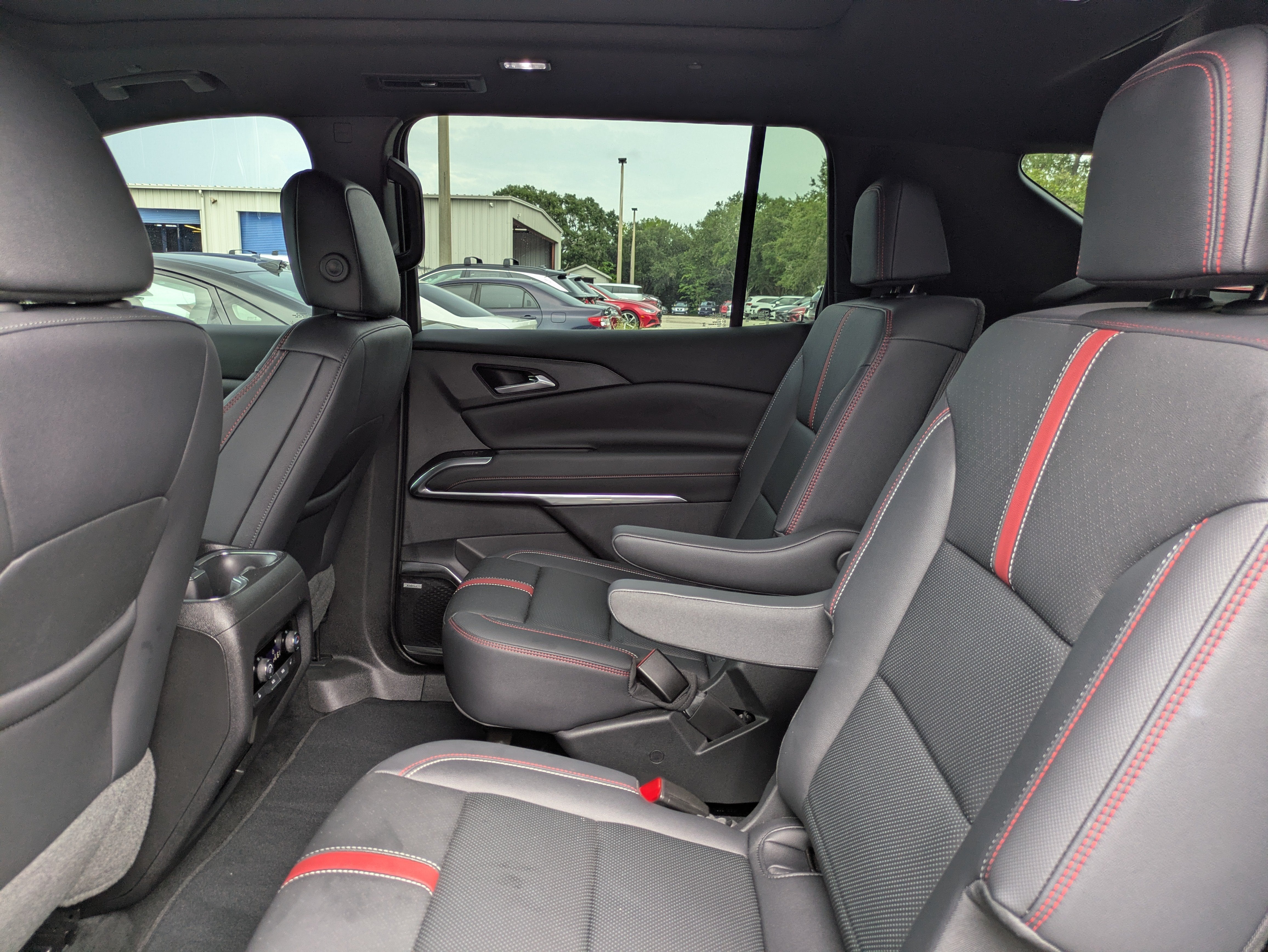 2024 Chevrolet Traverse FWD RS