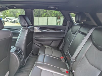 2022 Cadillac XT5 FWD Premium Luxury