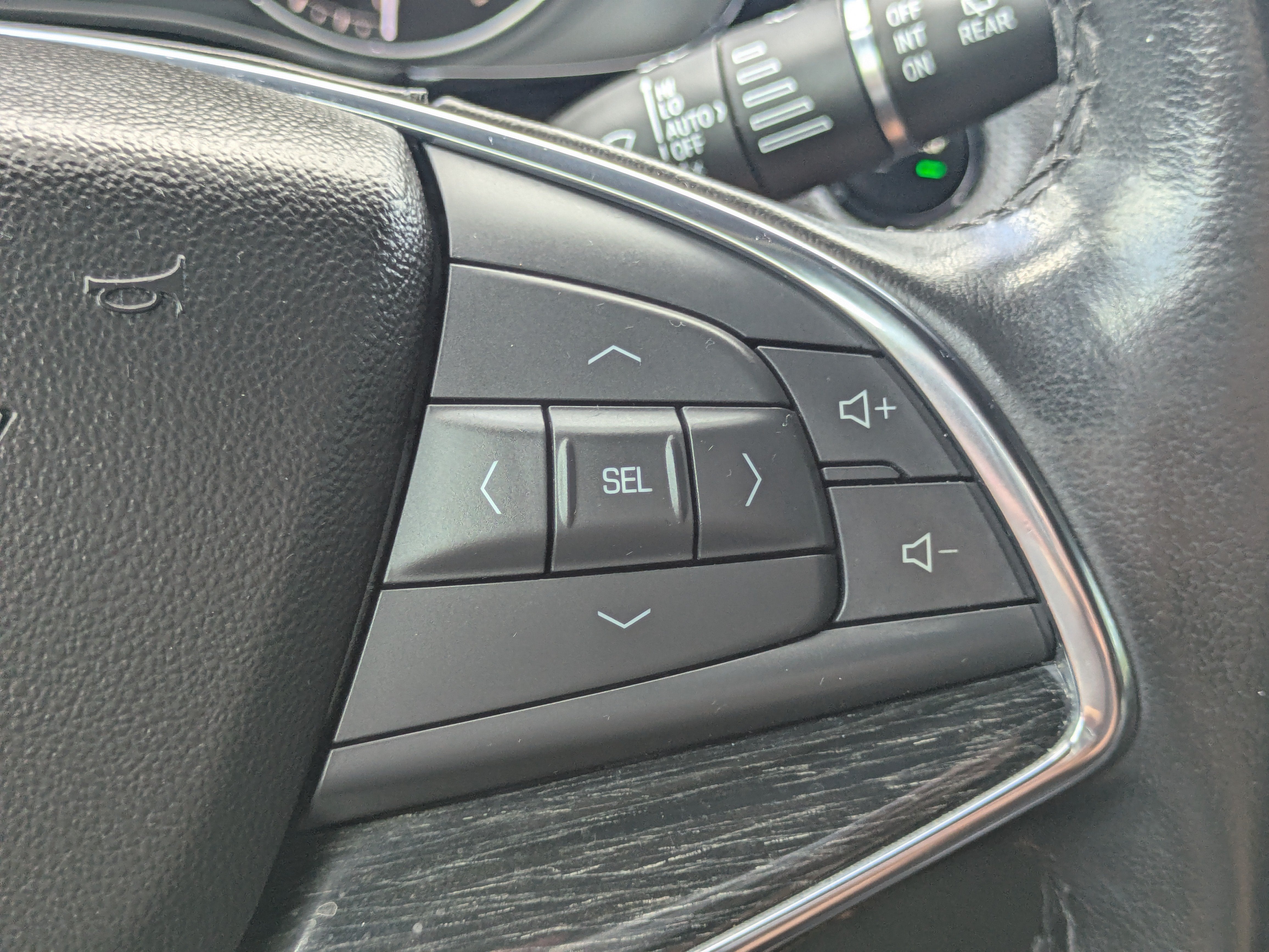 2022 Cadillac XT5 FWD Premium Luxury