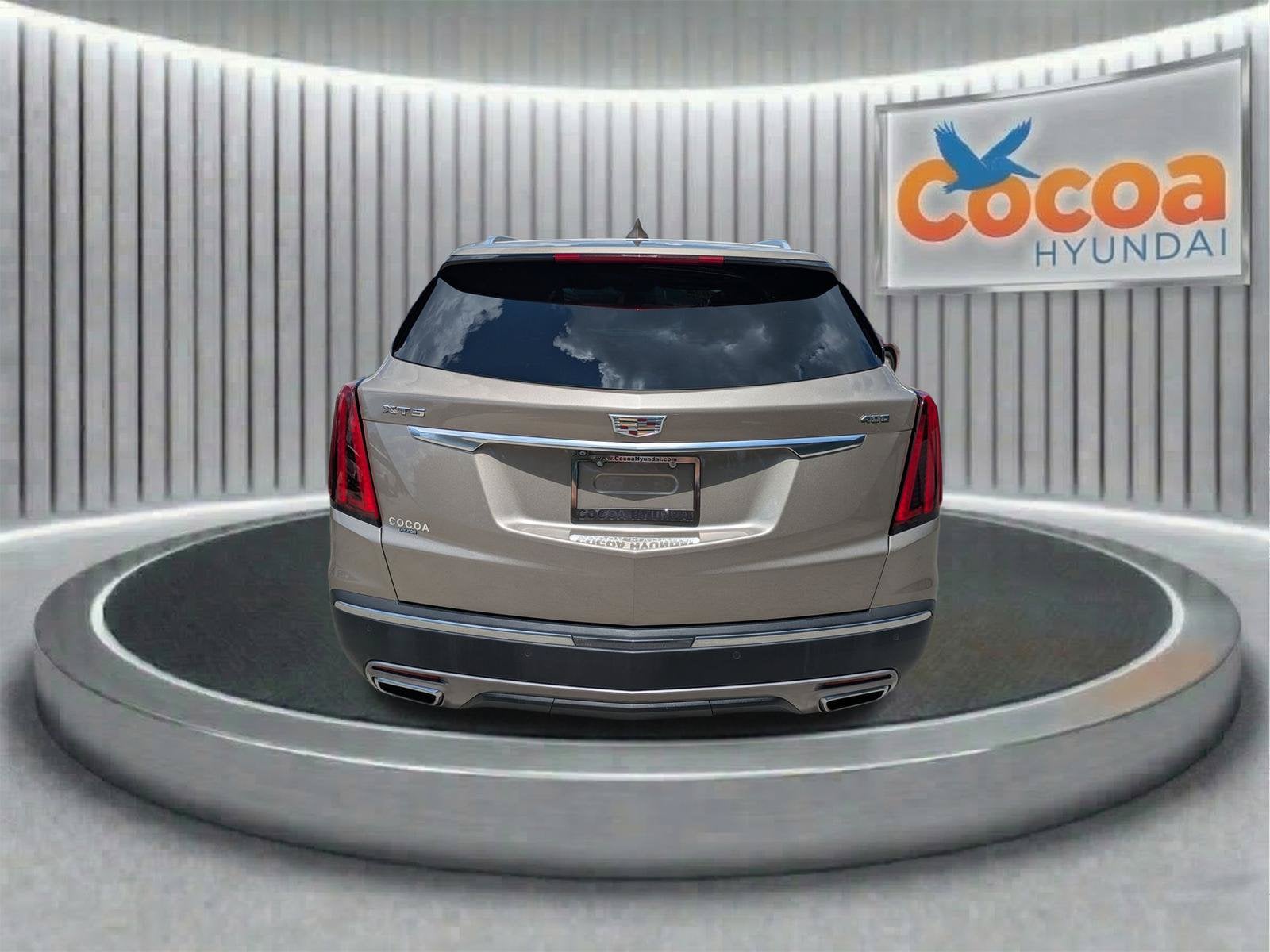 2022 Cadillac XT5 FWD Premium Luxury