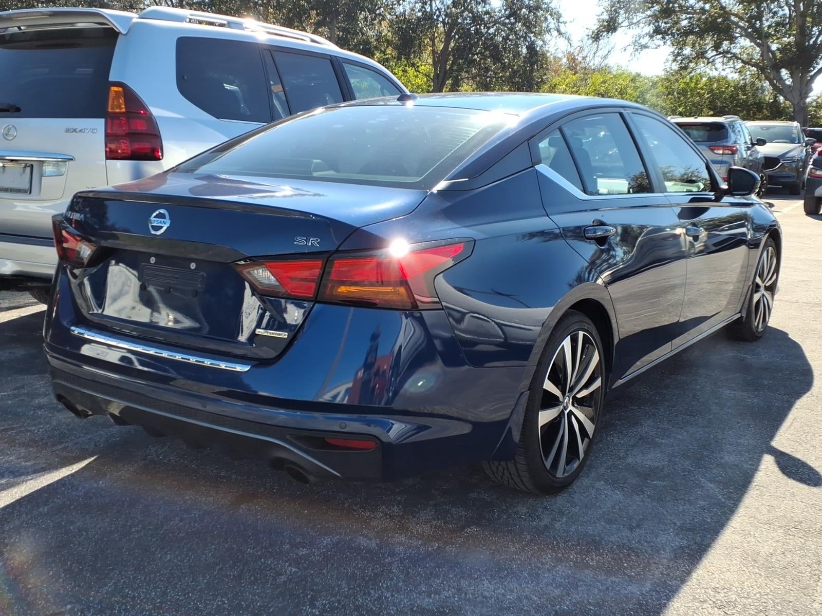 2022 Nissan Altima 2.0 SR