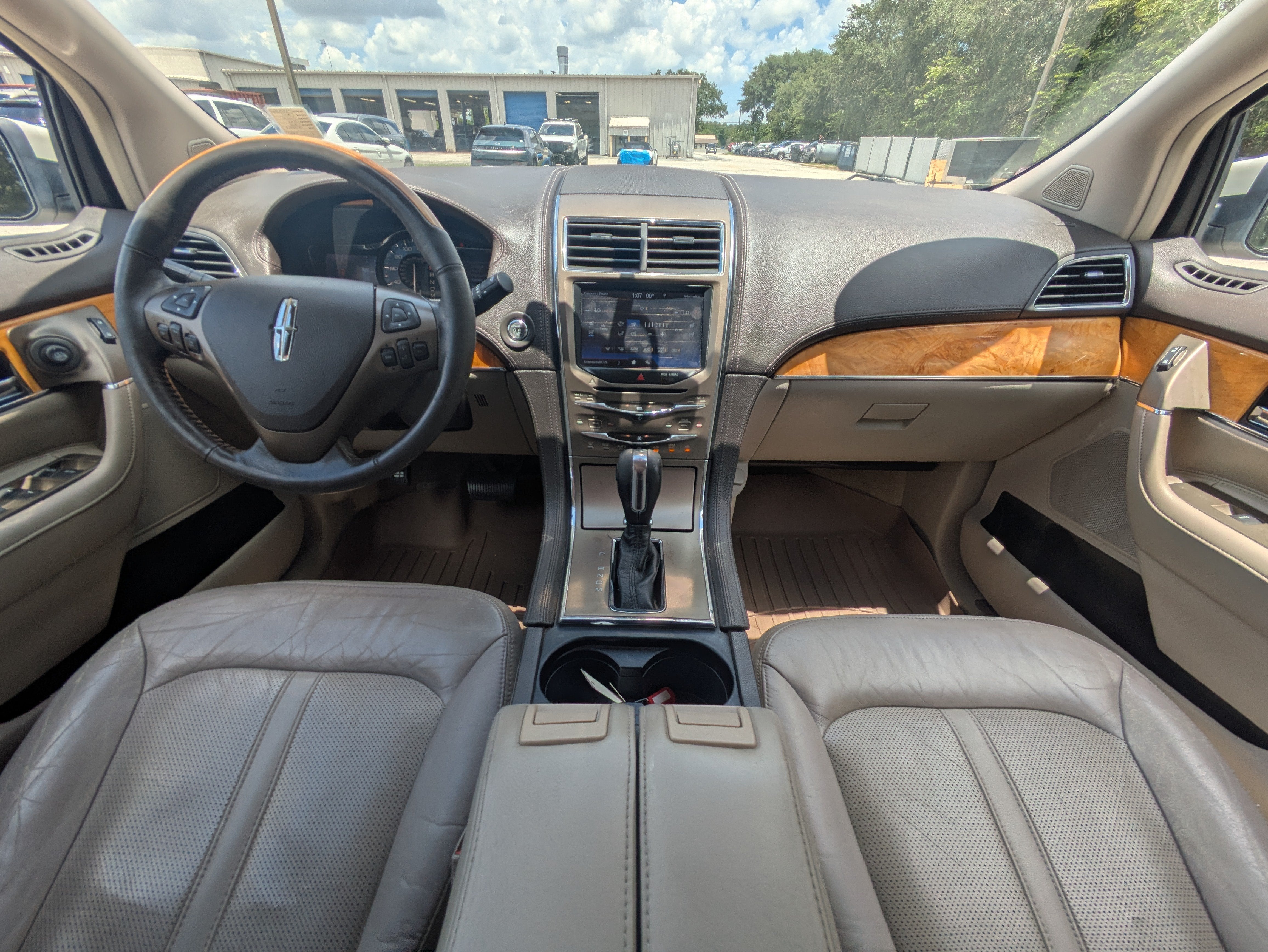 2012 Lincoln MKX Base