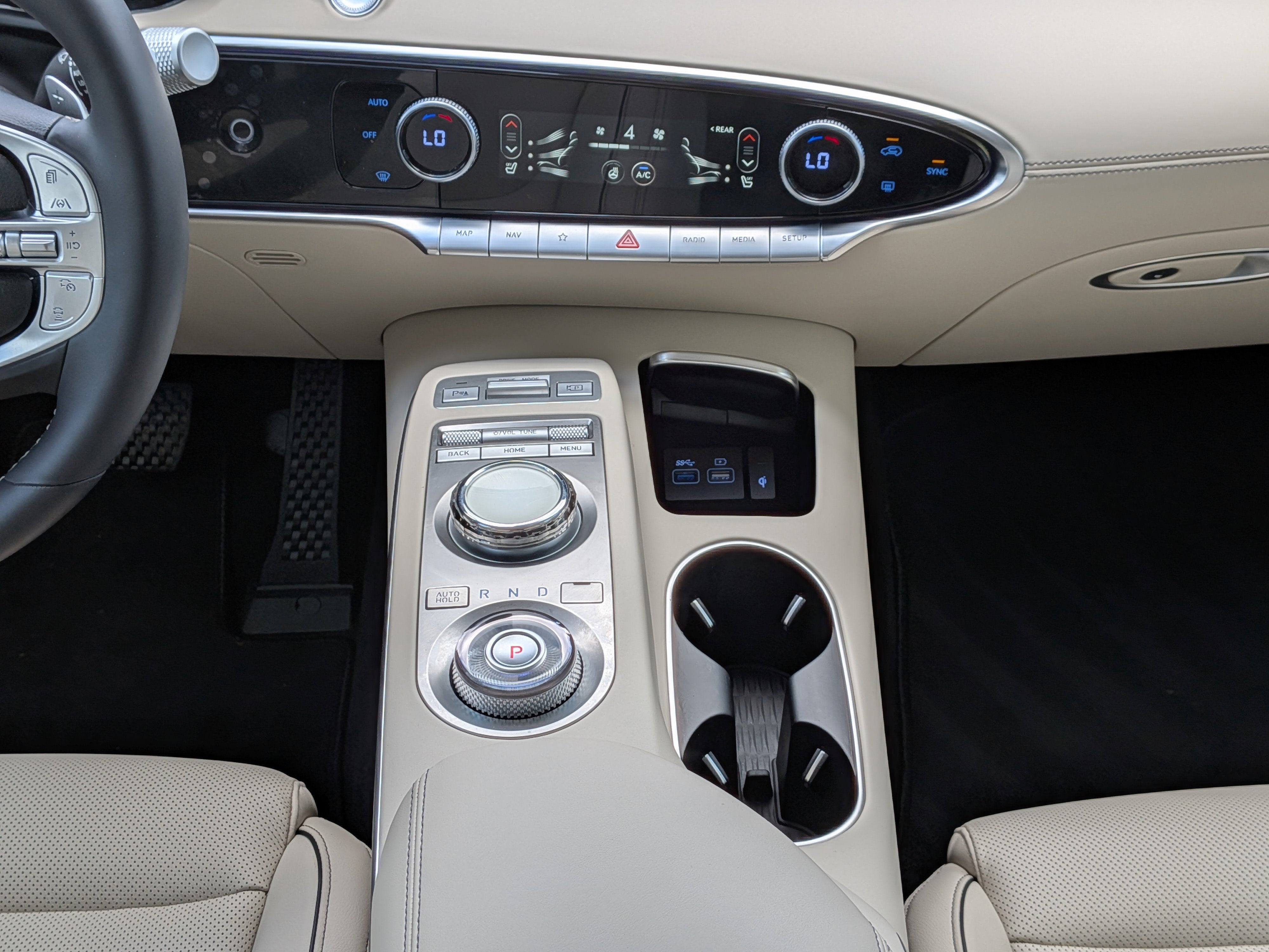 2024 Genesis GV70 2.5T