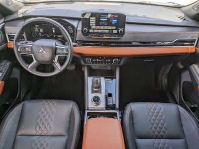 2025 Mitsubishi Outlander Plug-In Hybrid SEL