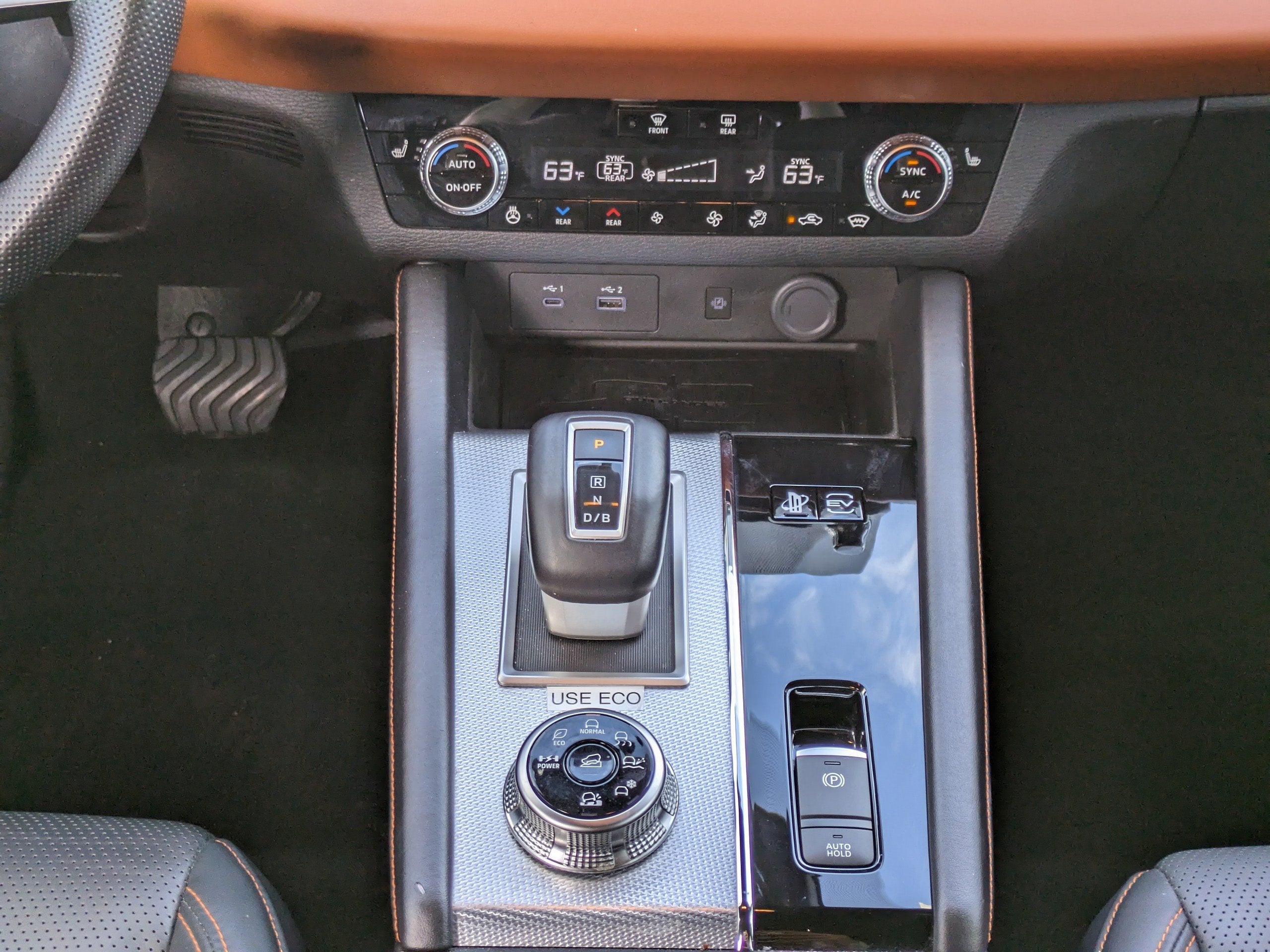 2025 Mitsubishi Outlander Plug-In Hybrid SEL