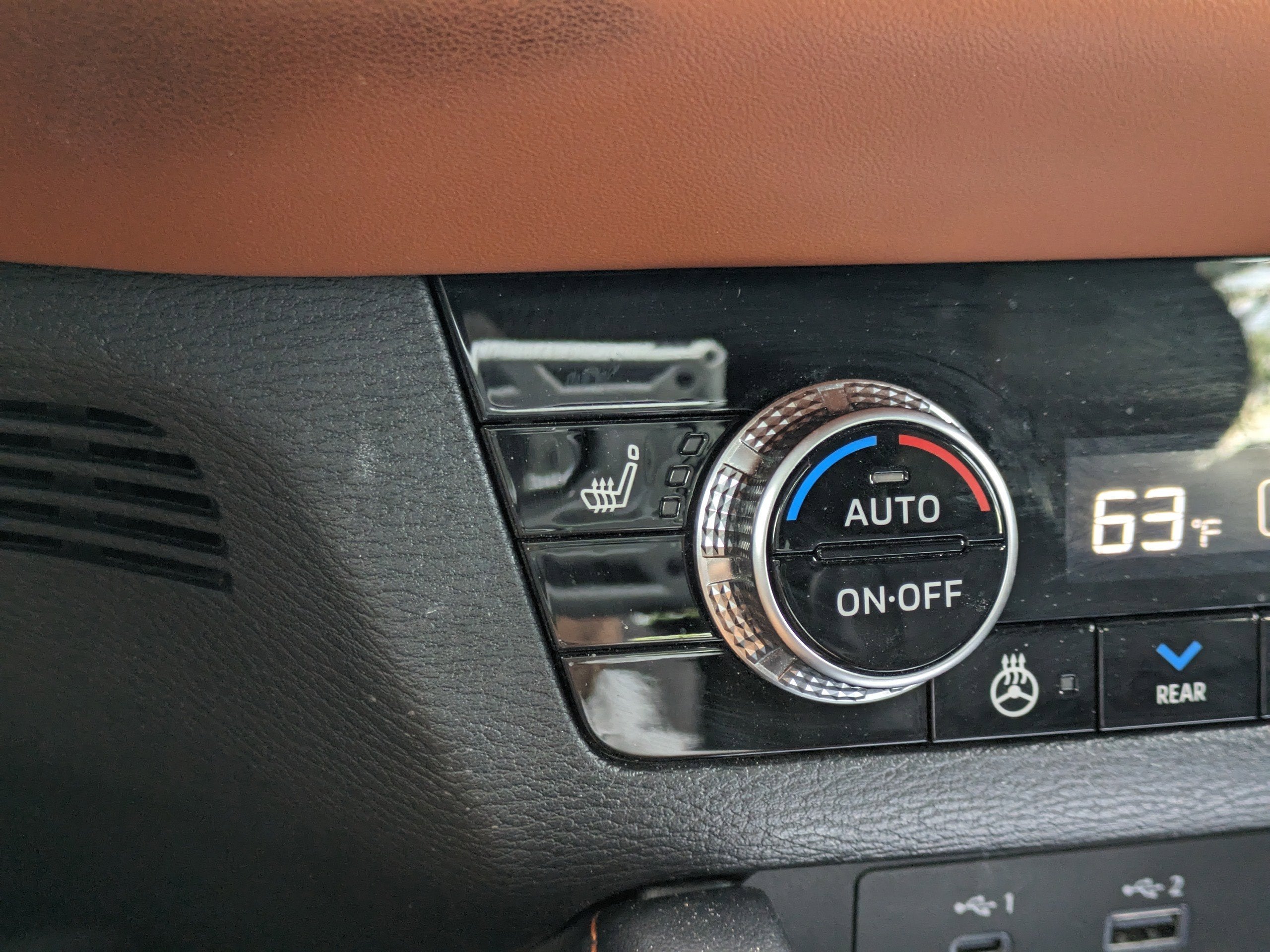 2025 Mitsubishi Outlander Plug-In Hybrid SEL