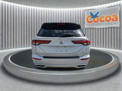 2025 Mitsubishi Outlander Plug-In Hybrid SEL