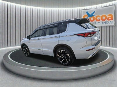 2025 Mitsubishi Outlander Plug-In Hybrid SEL