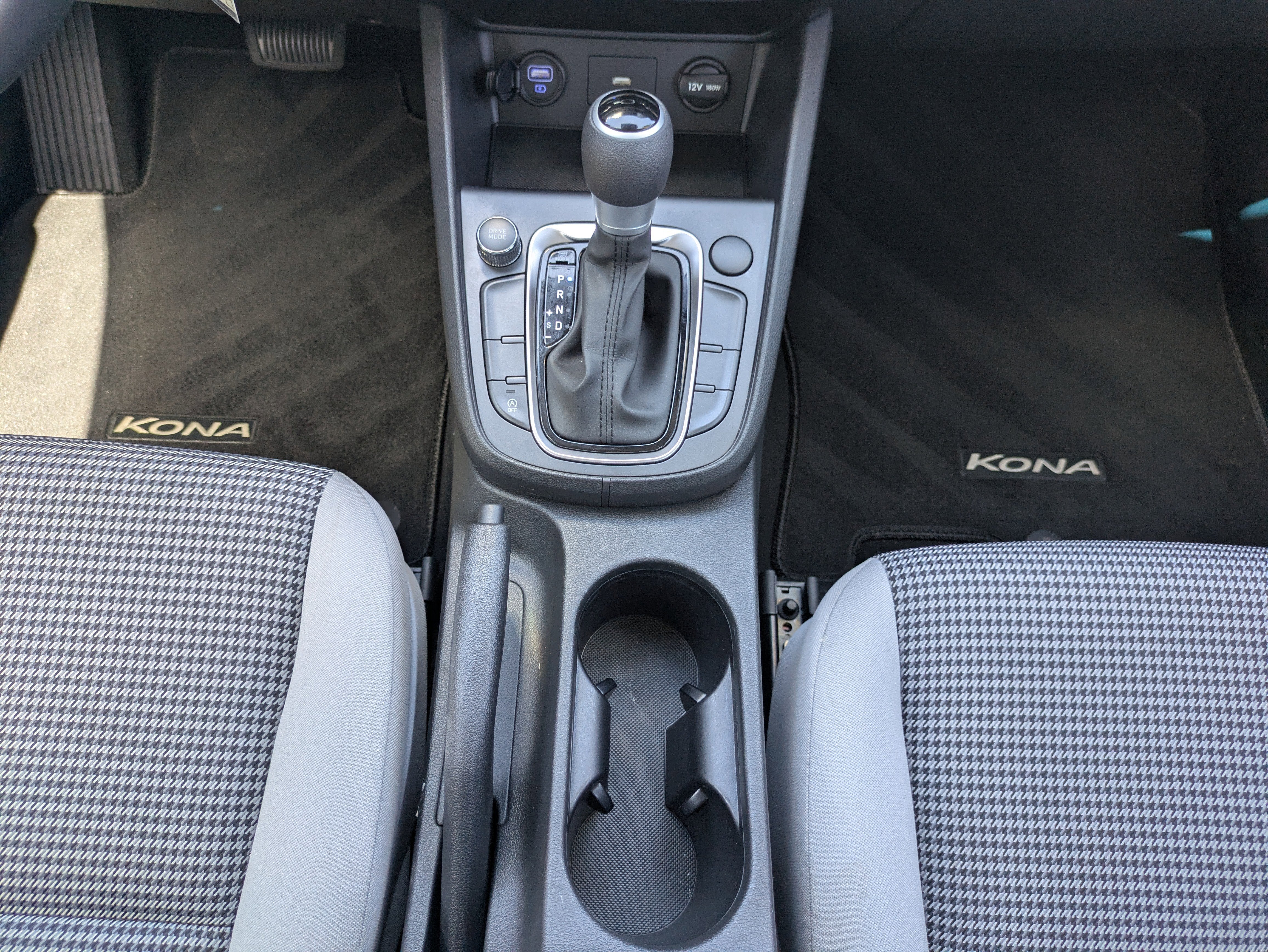 2023 Hyundai Kona SE