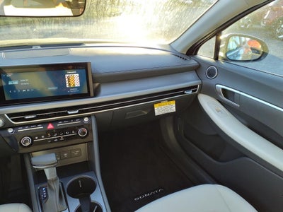 2025 Hyundai SONATA SE