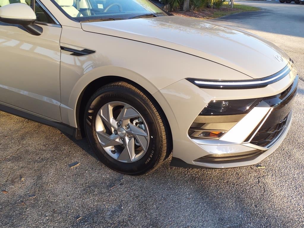2025 Hyundai SONATA SE